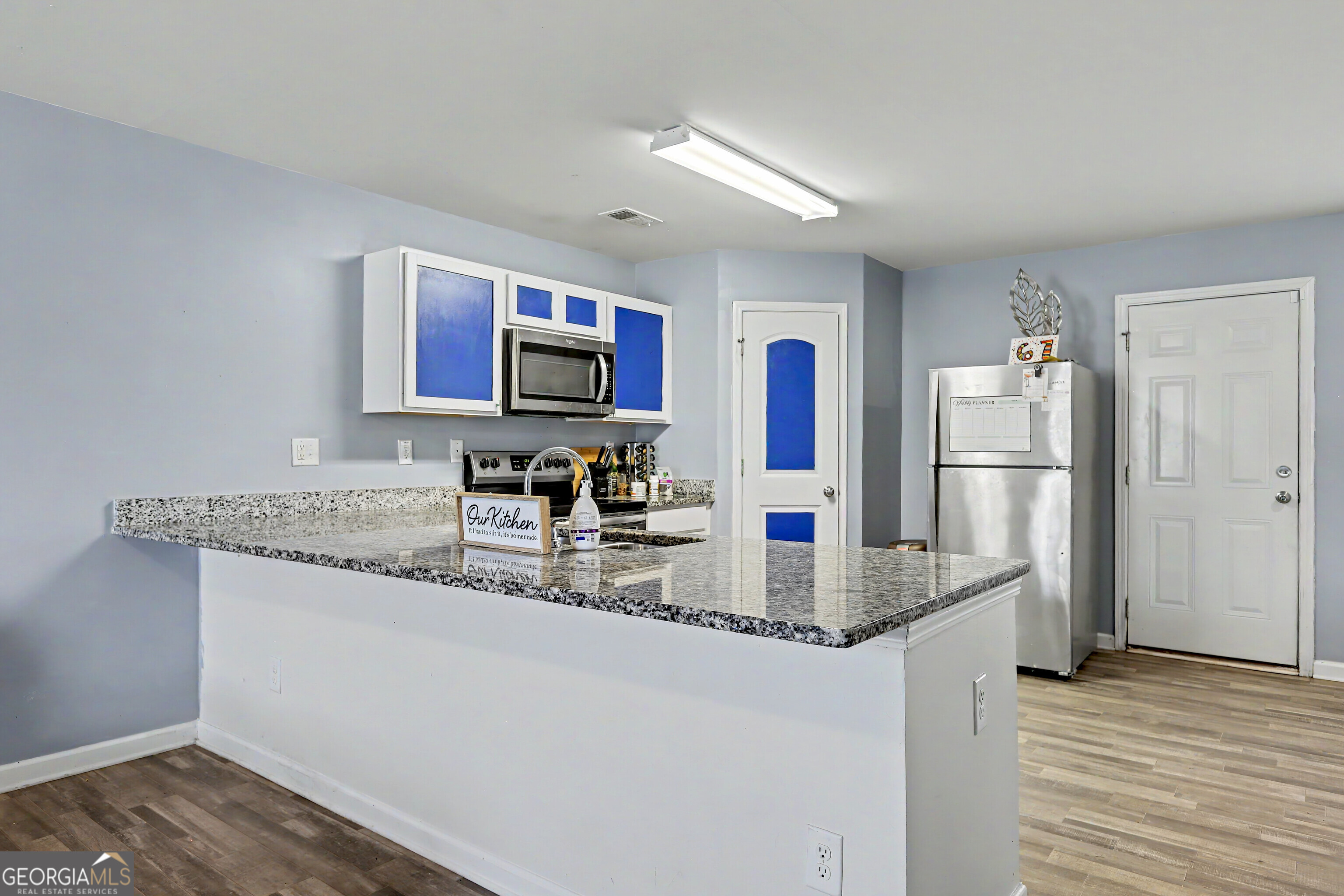 1777 Robinson Court Property Photo 8