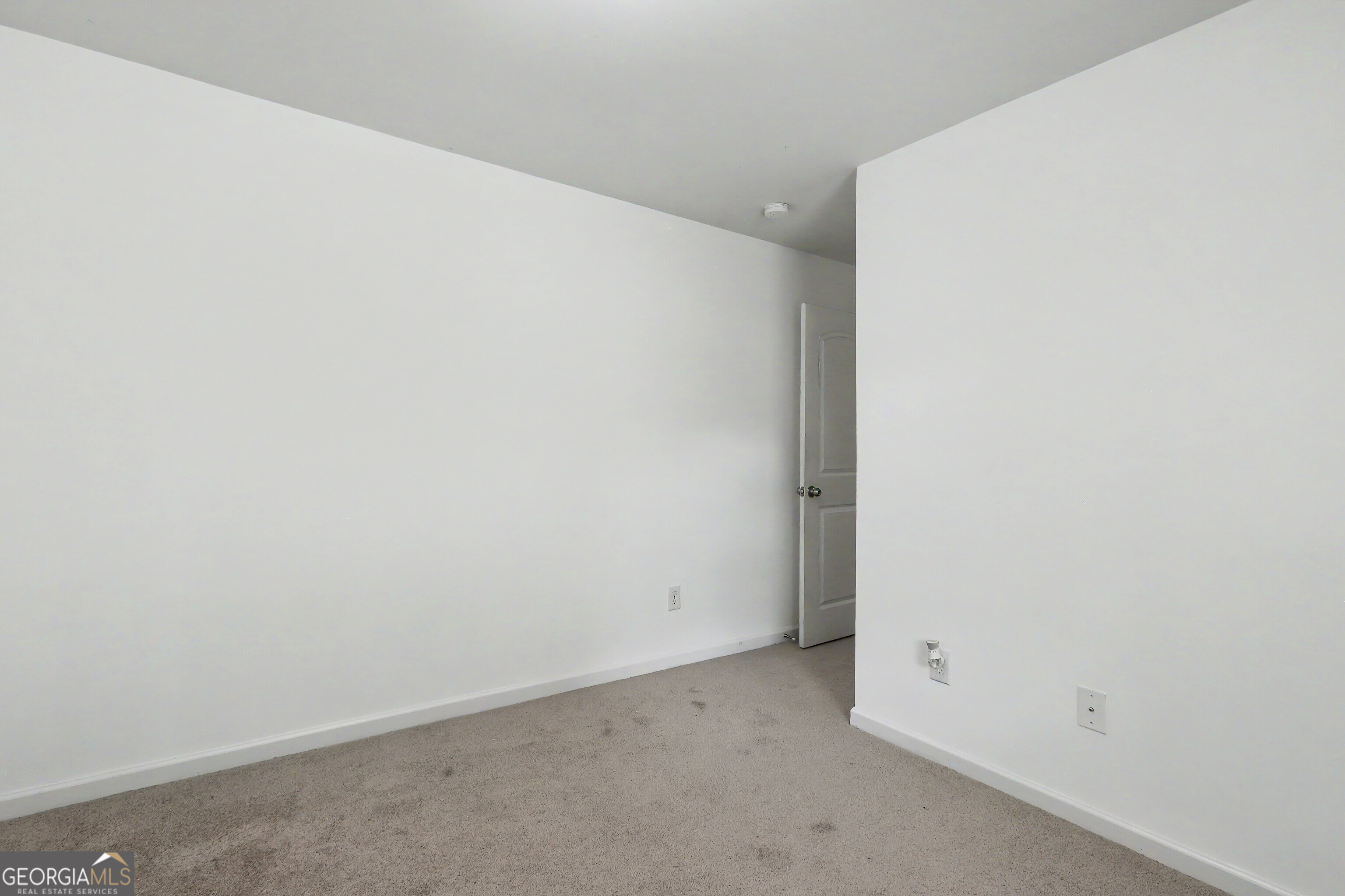 1777 Robinson Court Property Photo 15