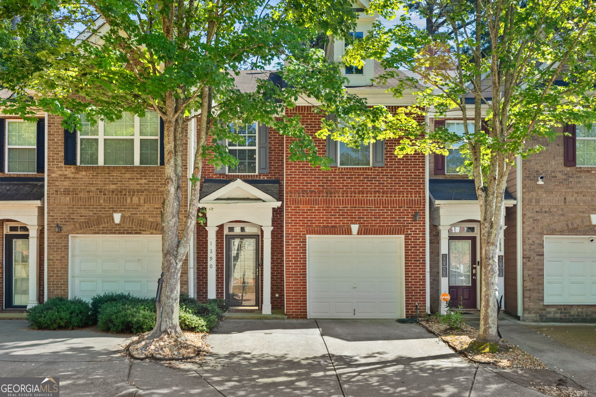 1290 Adcox Square Property Photo 1