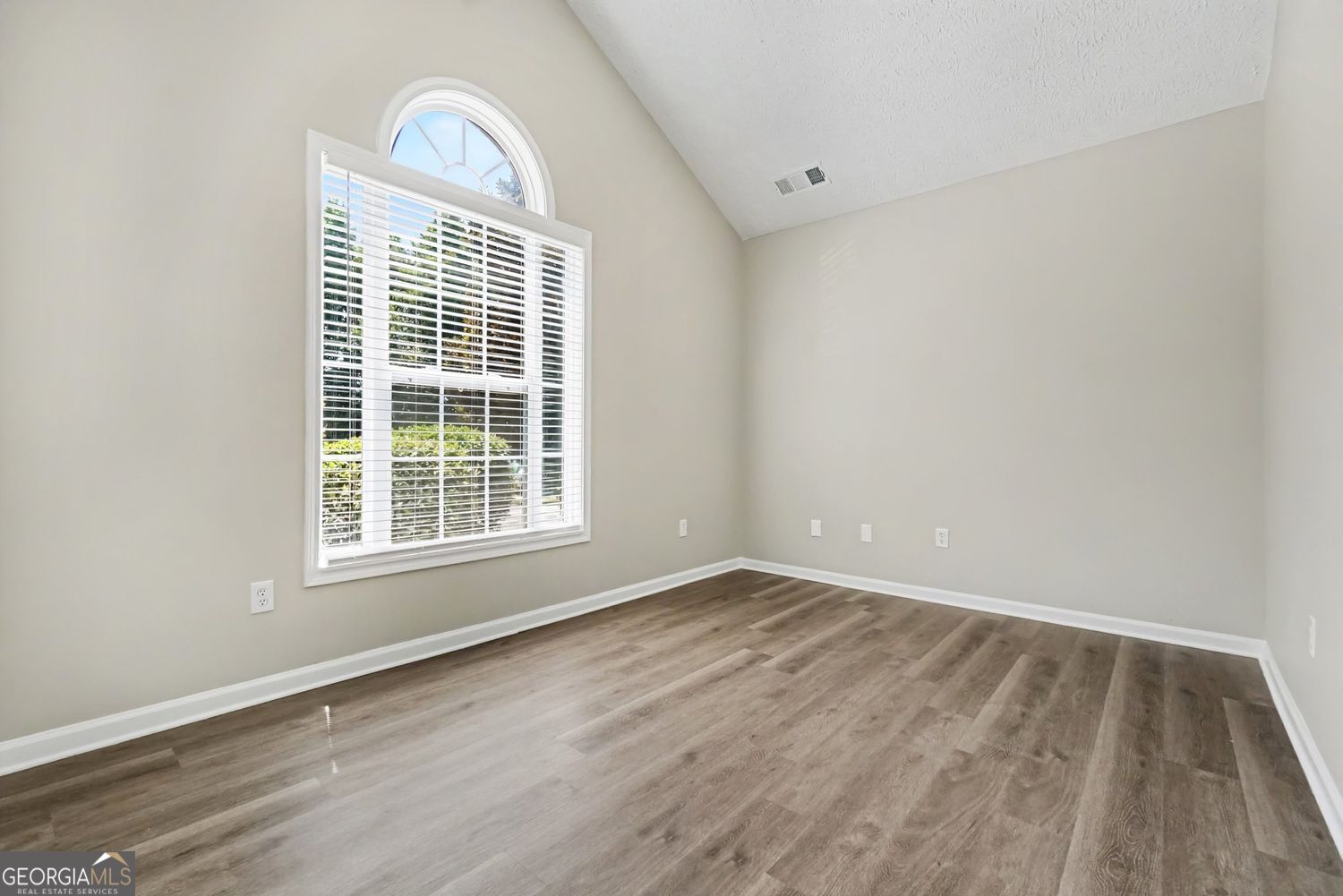 5474 Somer Mill Road Property Photo 8