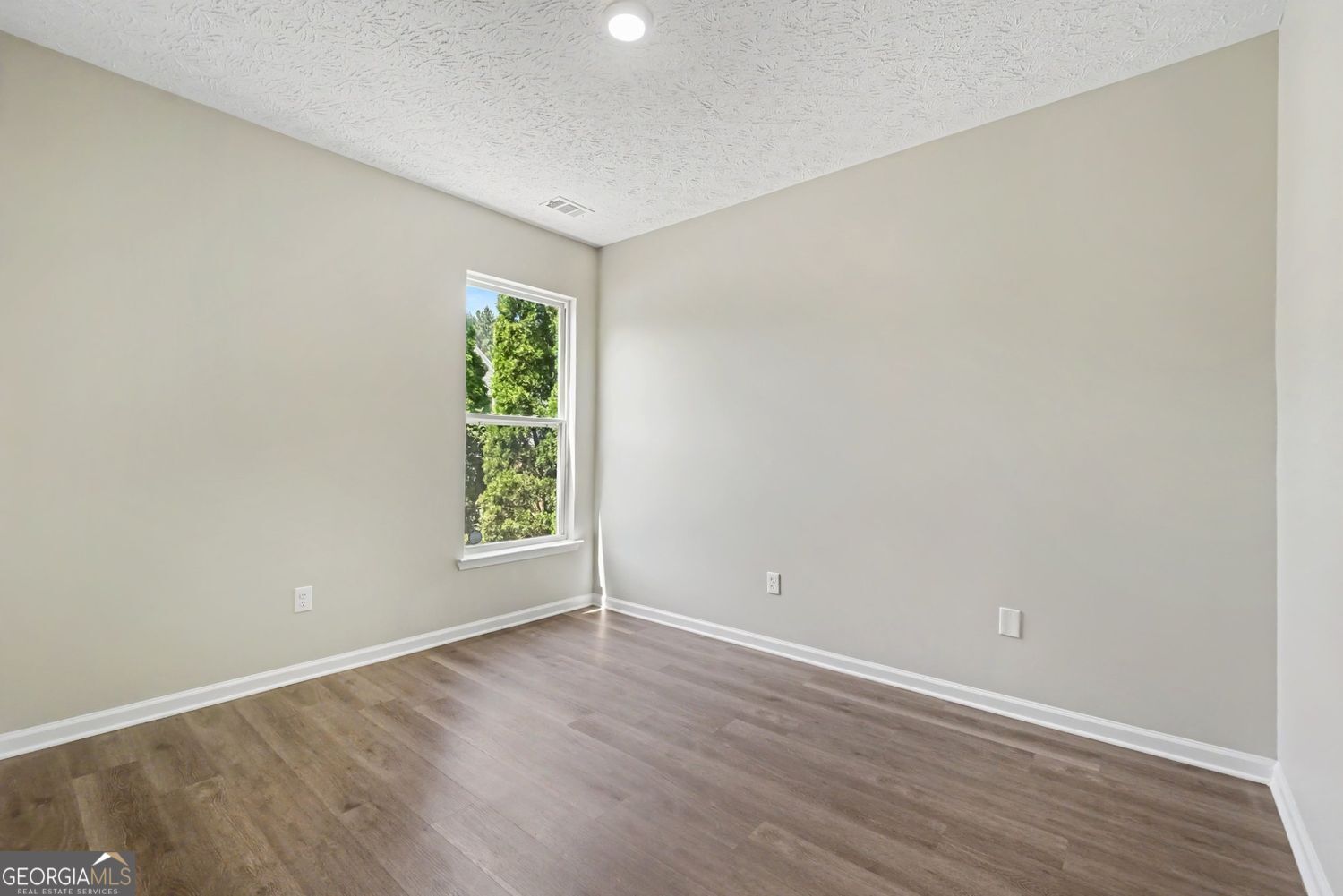5474 Somer Mill Road Property Photo 10