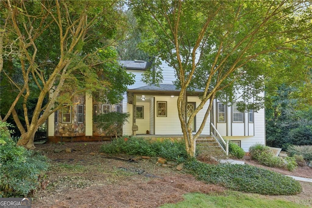 1104 Staples Drive Sw Property Photo 3