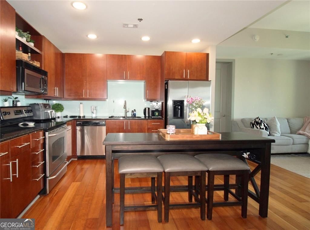 4561 Olde Perimeter Way # 604 Property Photo 4