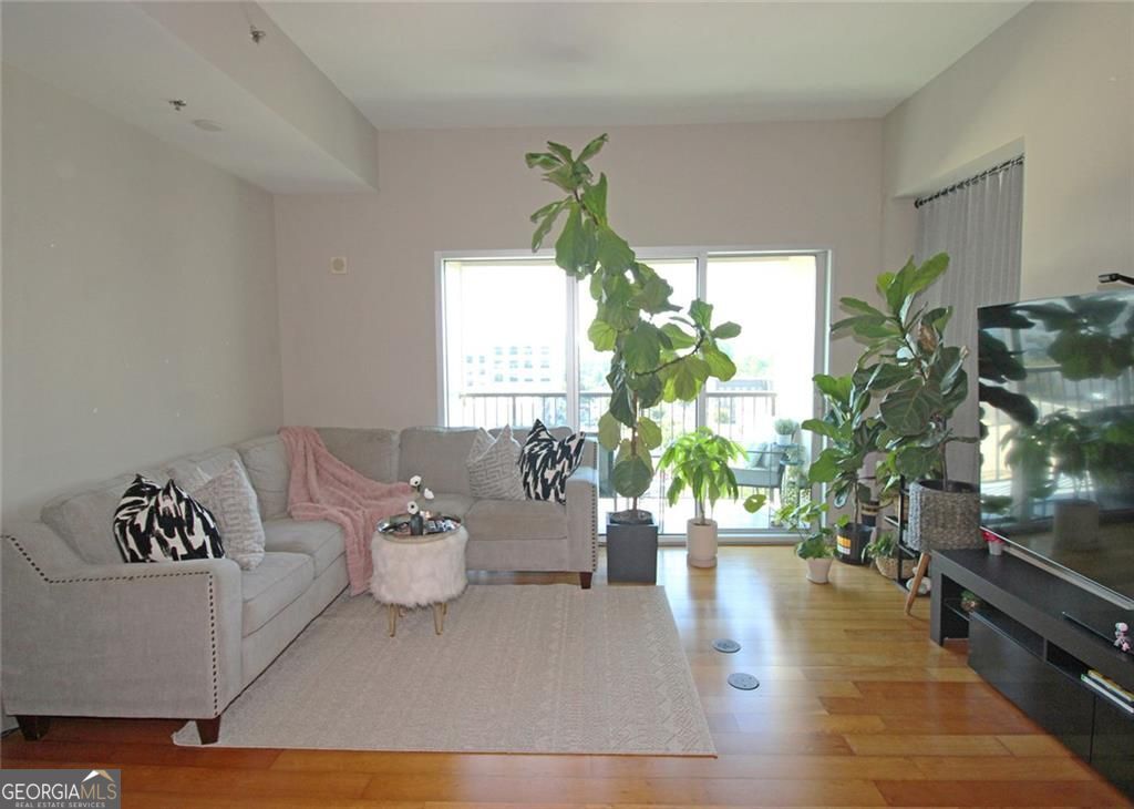 4561 Olde Perimeter Way # 604 Property Photo 6