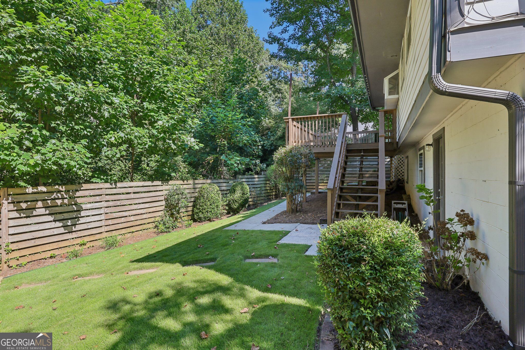 3900 Captain Drive Property Photo 27