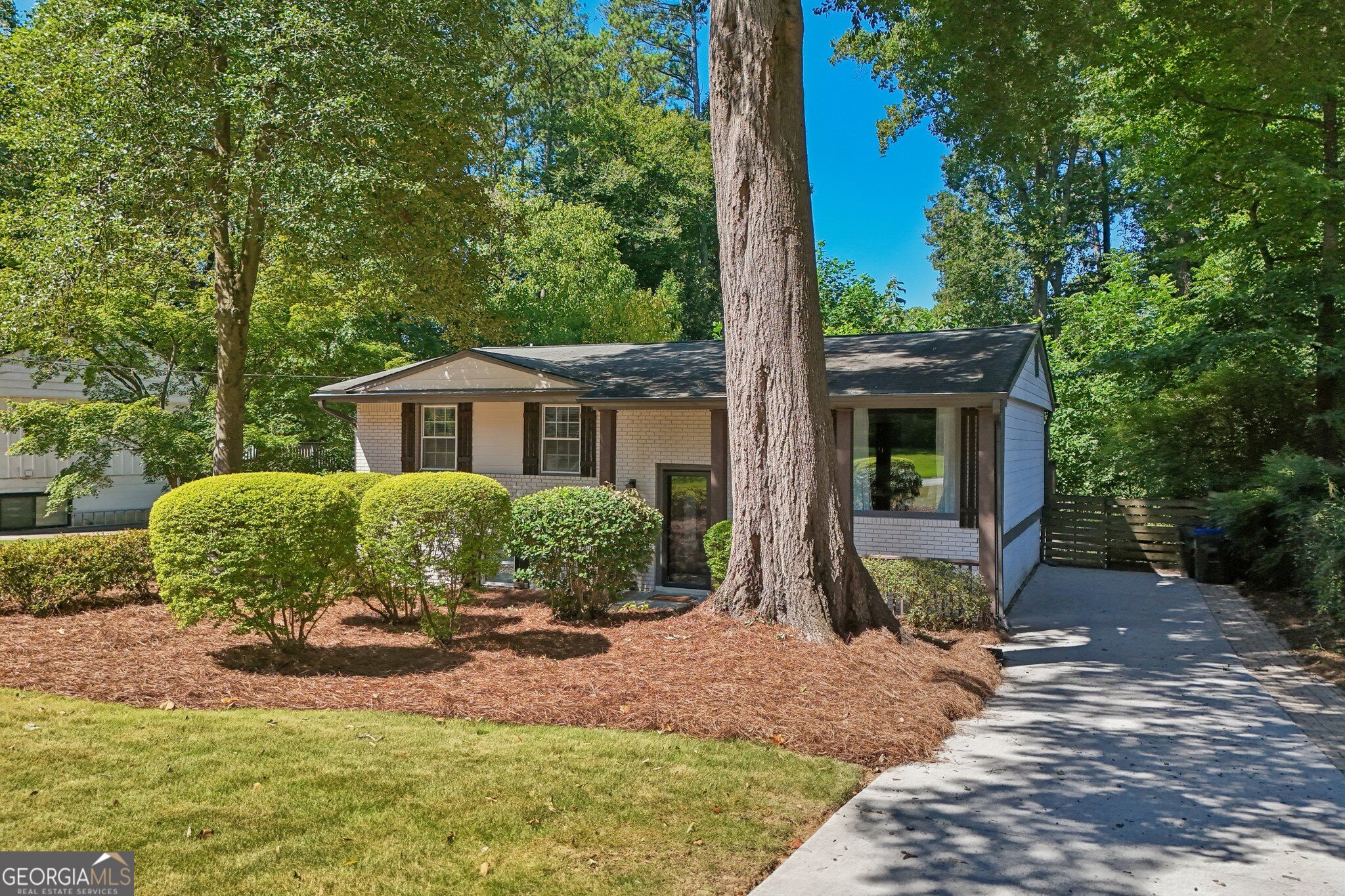 3900 Captain Drive Property Photo 32