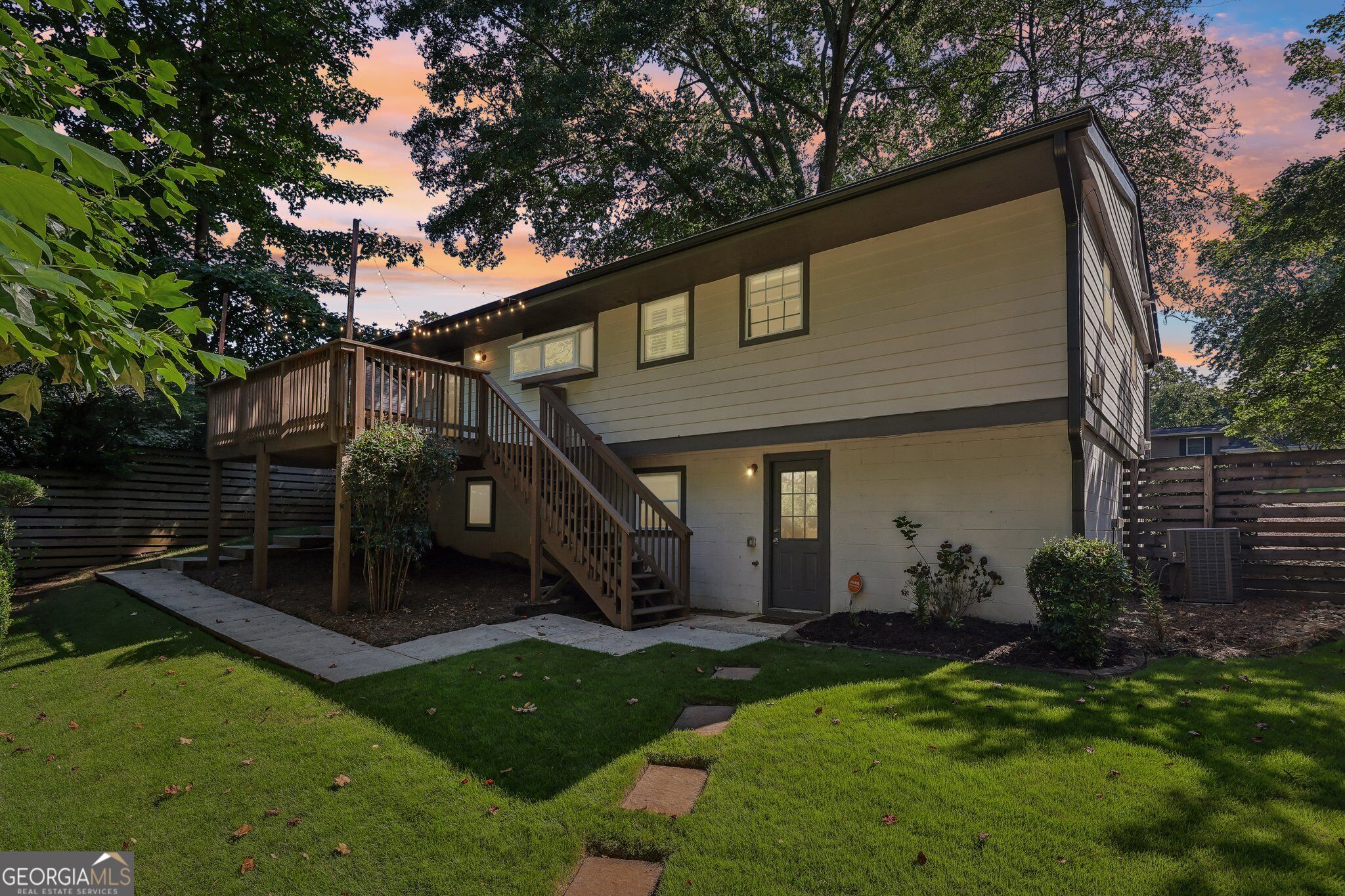 3900 Captain Drive Property Photo 40