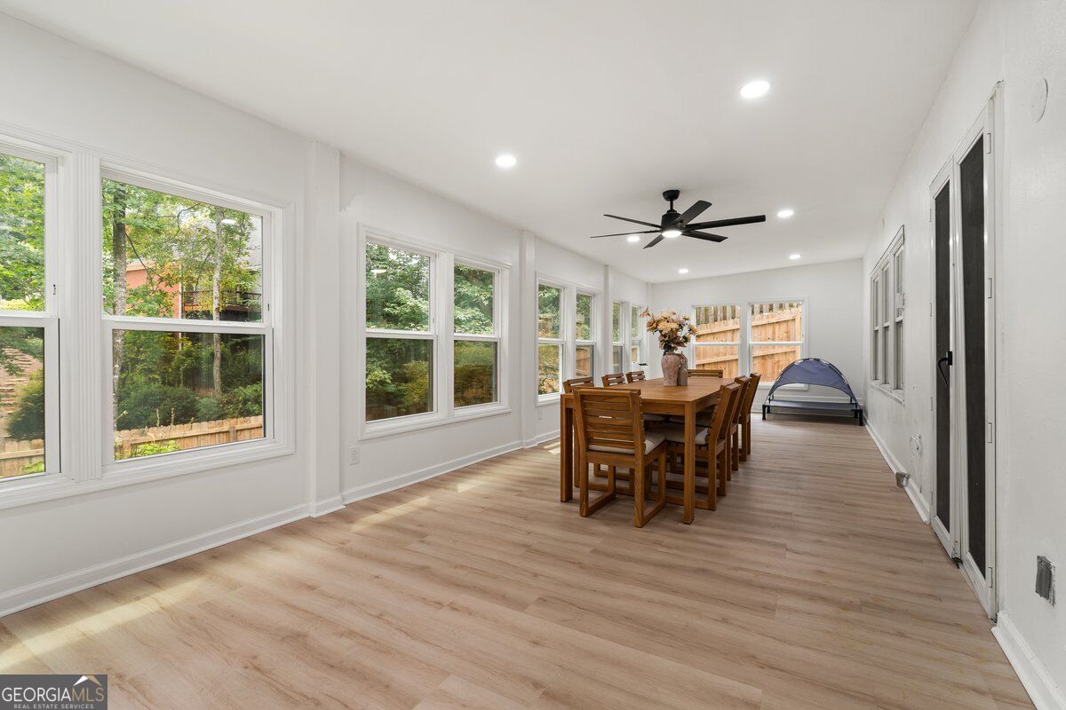4512 Woodhaven Ne Property Photo 27
