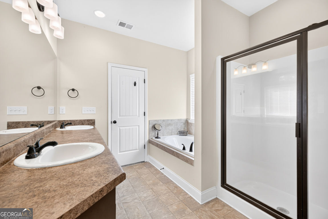 2854 Shadowstone Way Property Photo 29