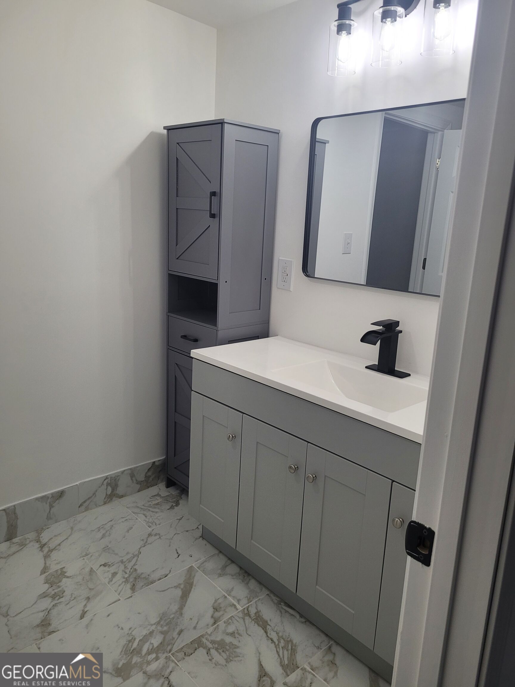 191 Forest Avenue Property Photo 3