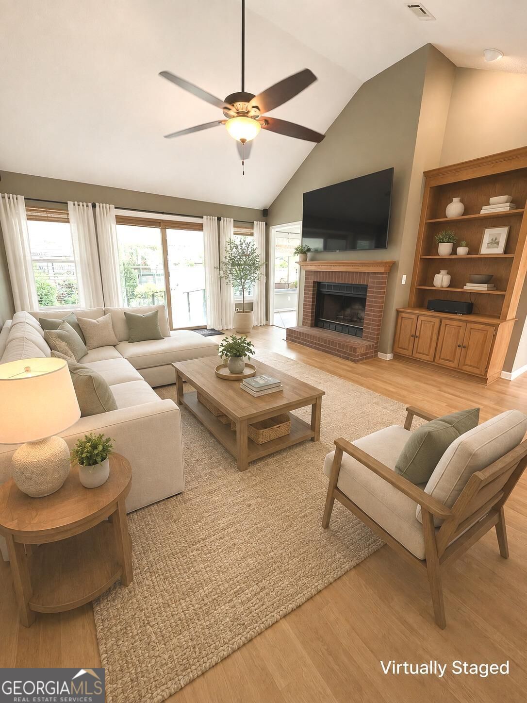 326 Silver Circle Property Photo 2