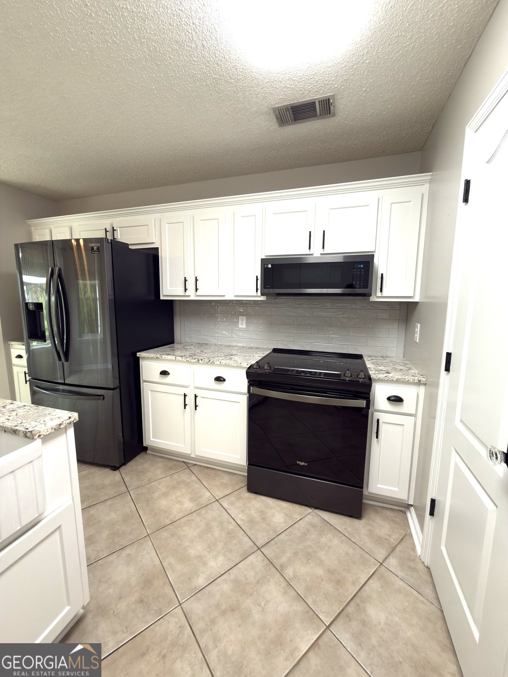 326 Silver Circle Property Photo 13