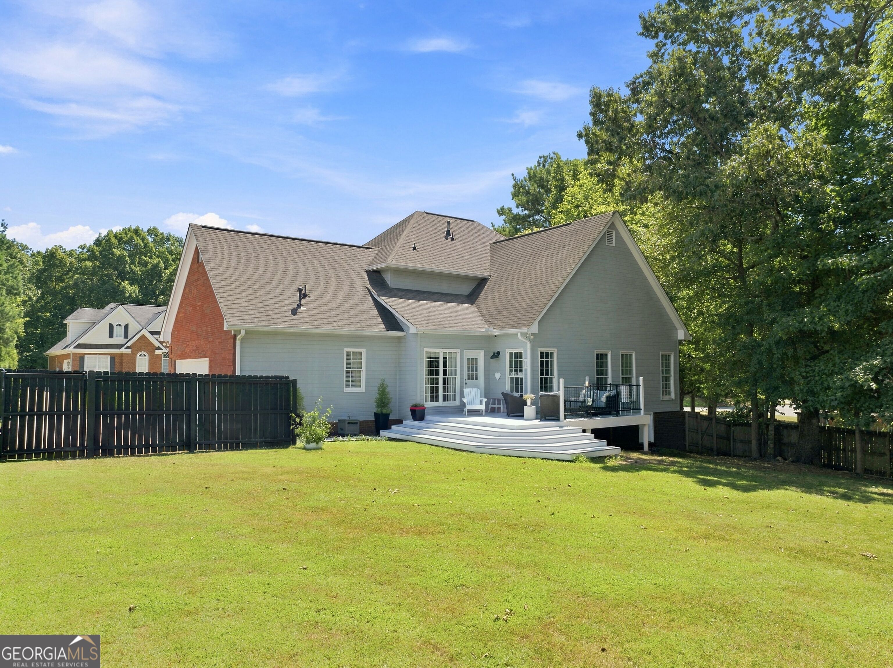 22 Stonebrook Drive Sw Property Photo 8
