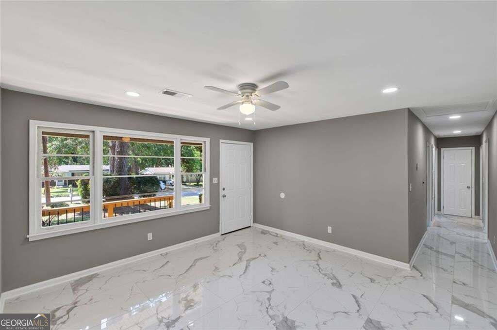 6405 Kensington Court Property Photo 9