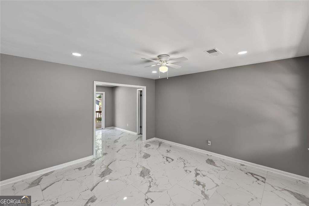 6405 Kensington Court Property Photo 10