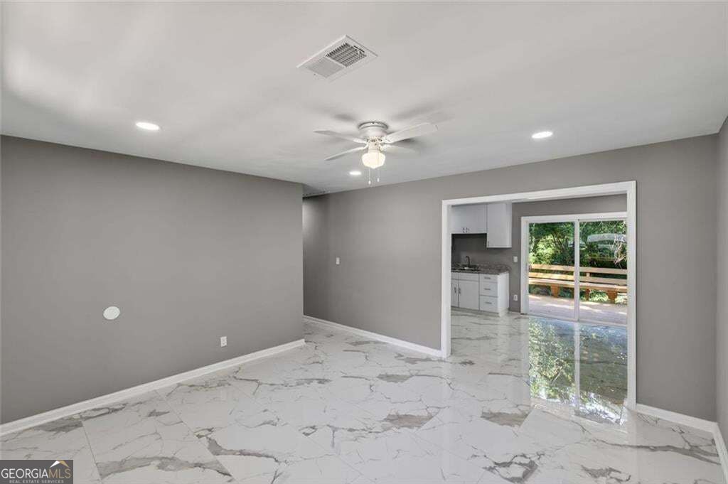 6405 Kensington Court Property Photo 11