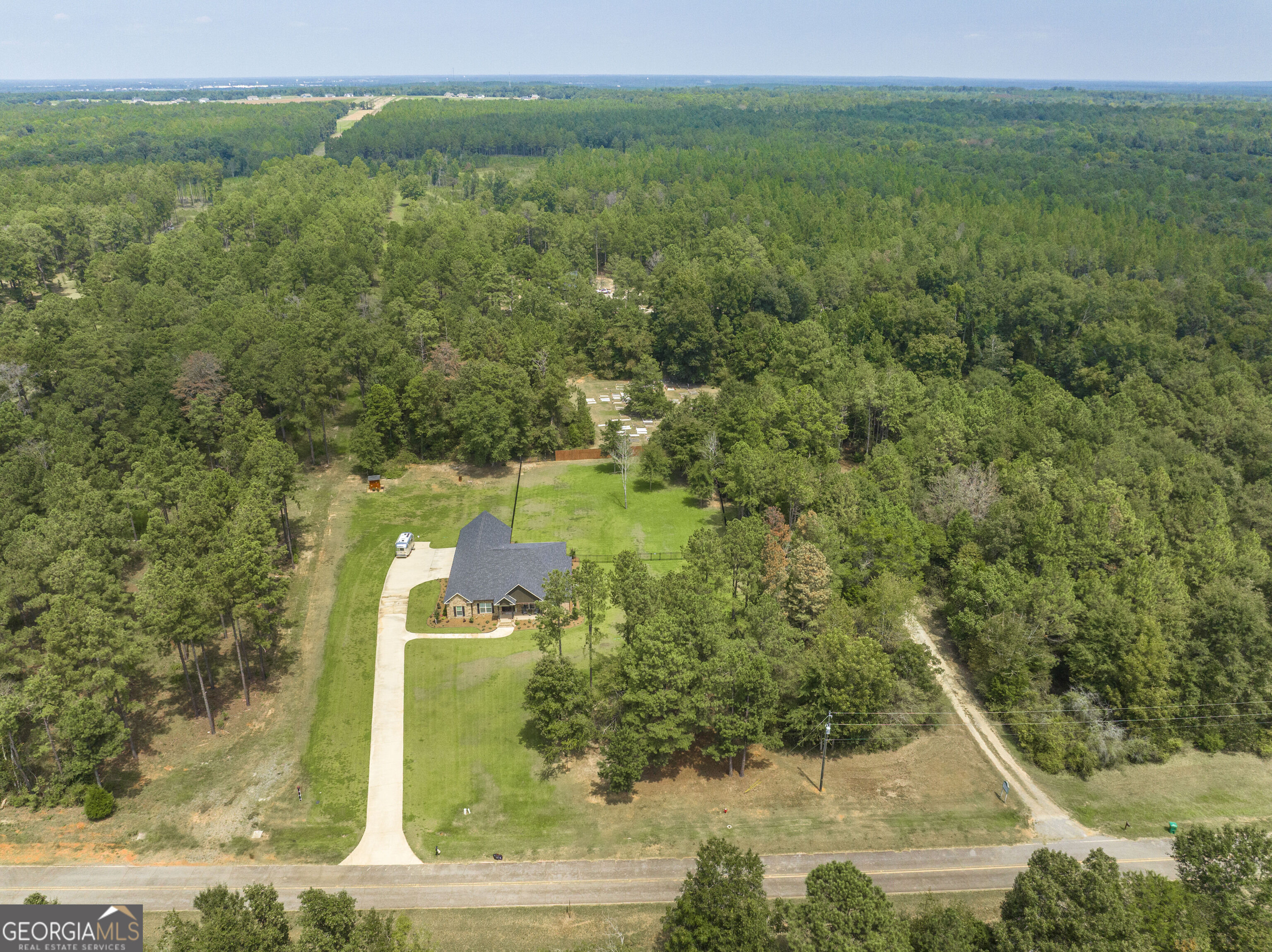 271 Sewell Road Property Photo 2