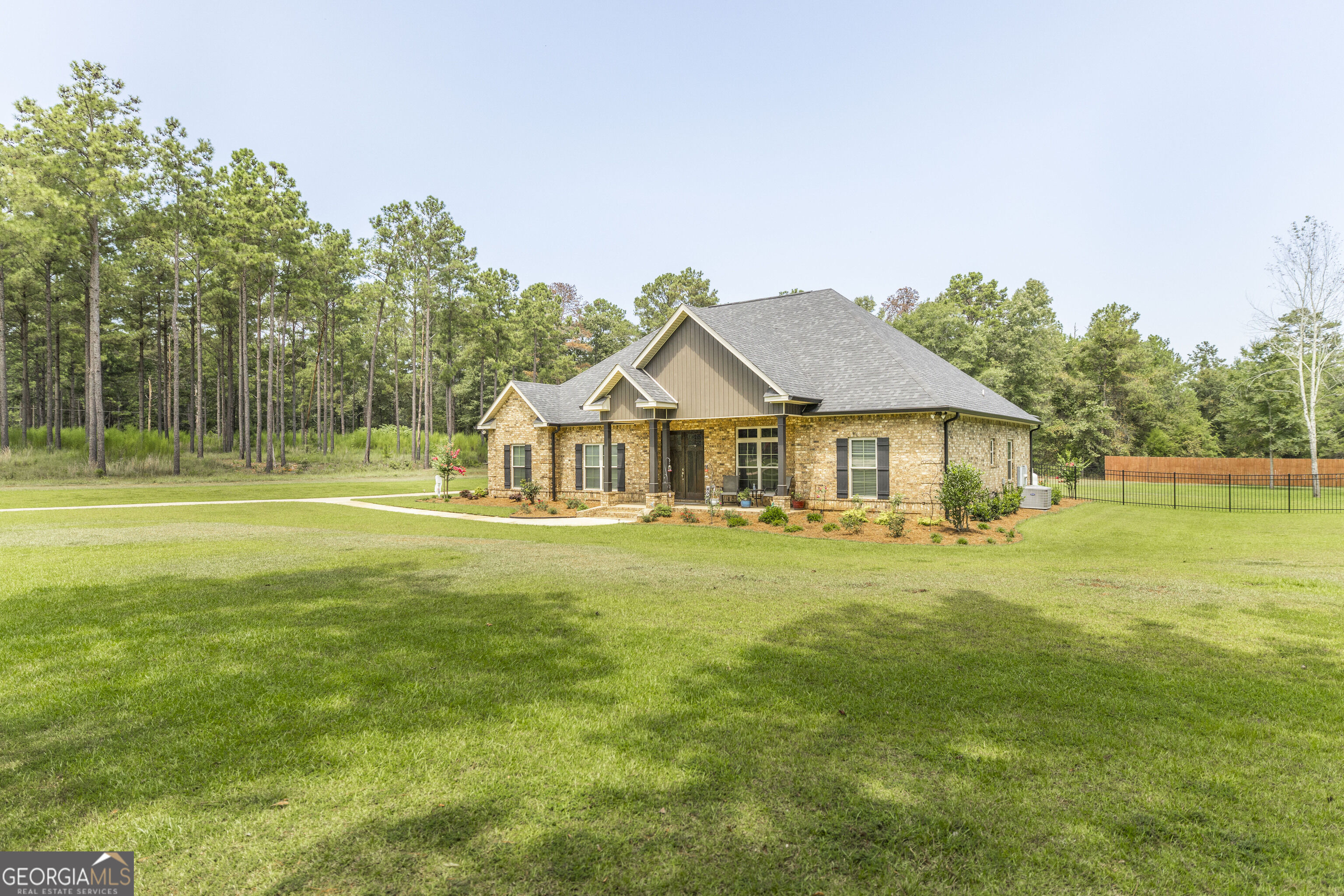 271 Sewell Road Property Photo 41
