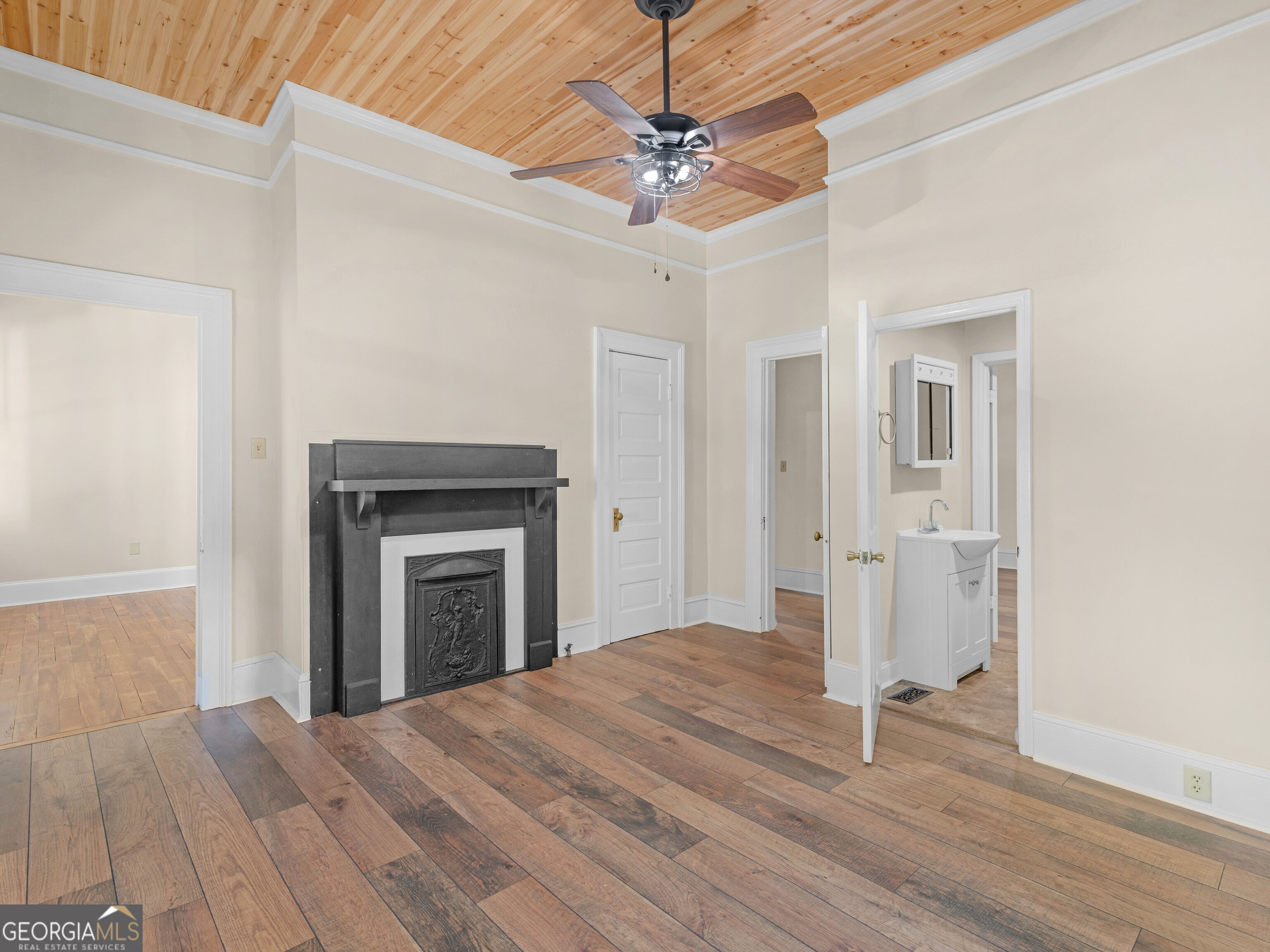 380 Forest Hill Road Property Photo 8