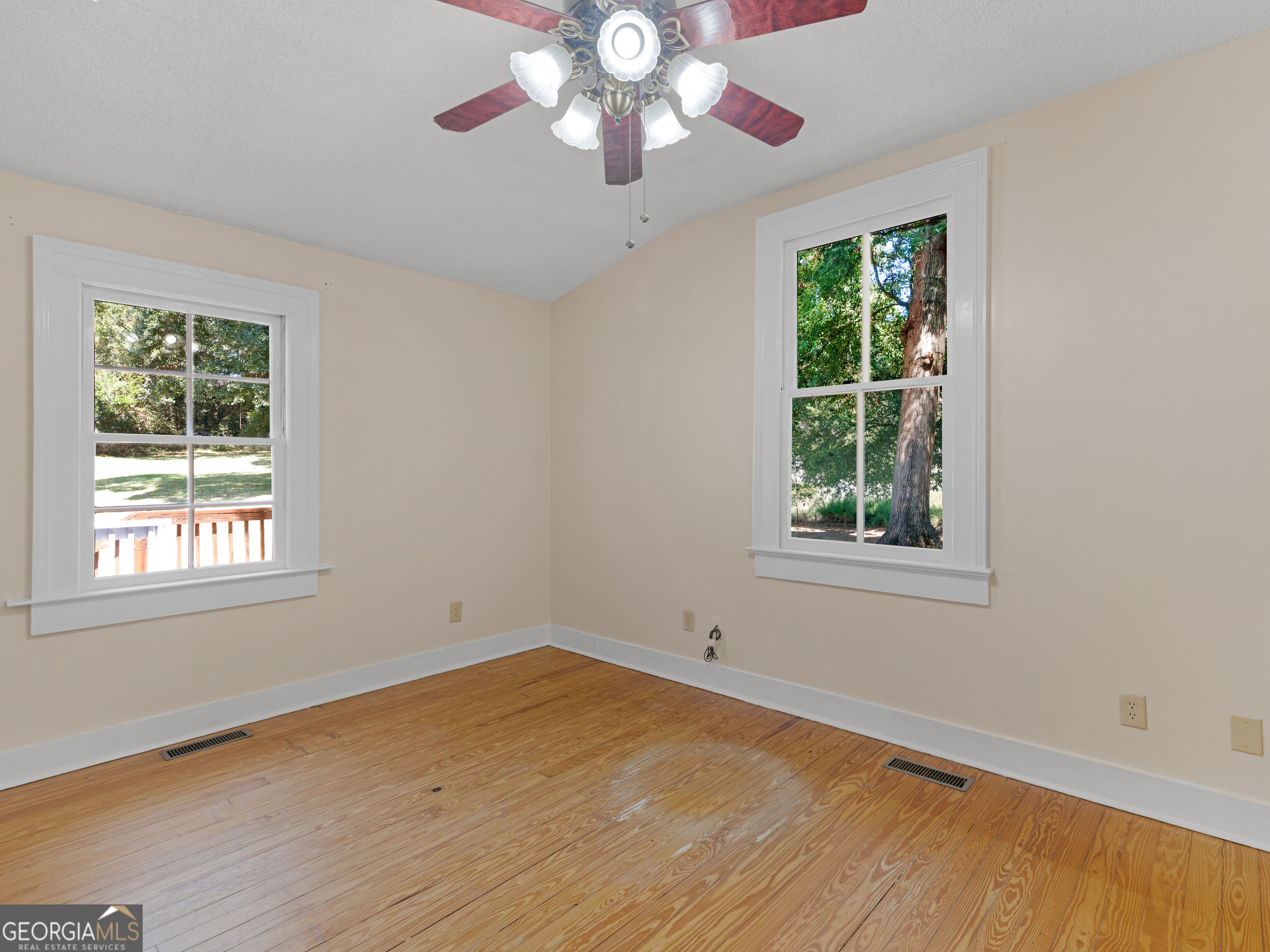 380 Forest Hill Road Property Photo 11