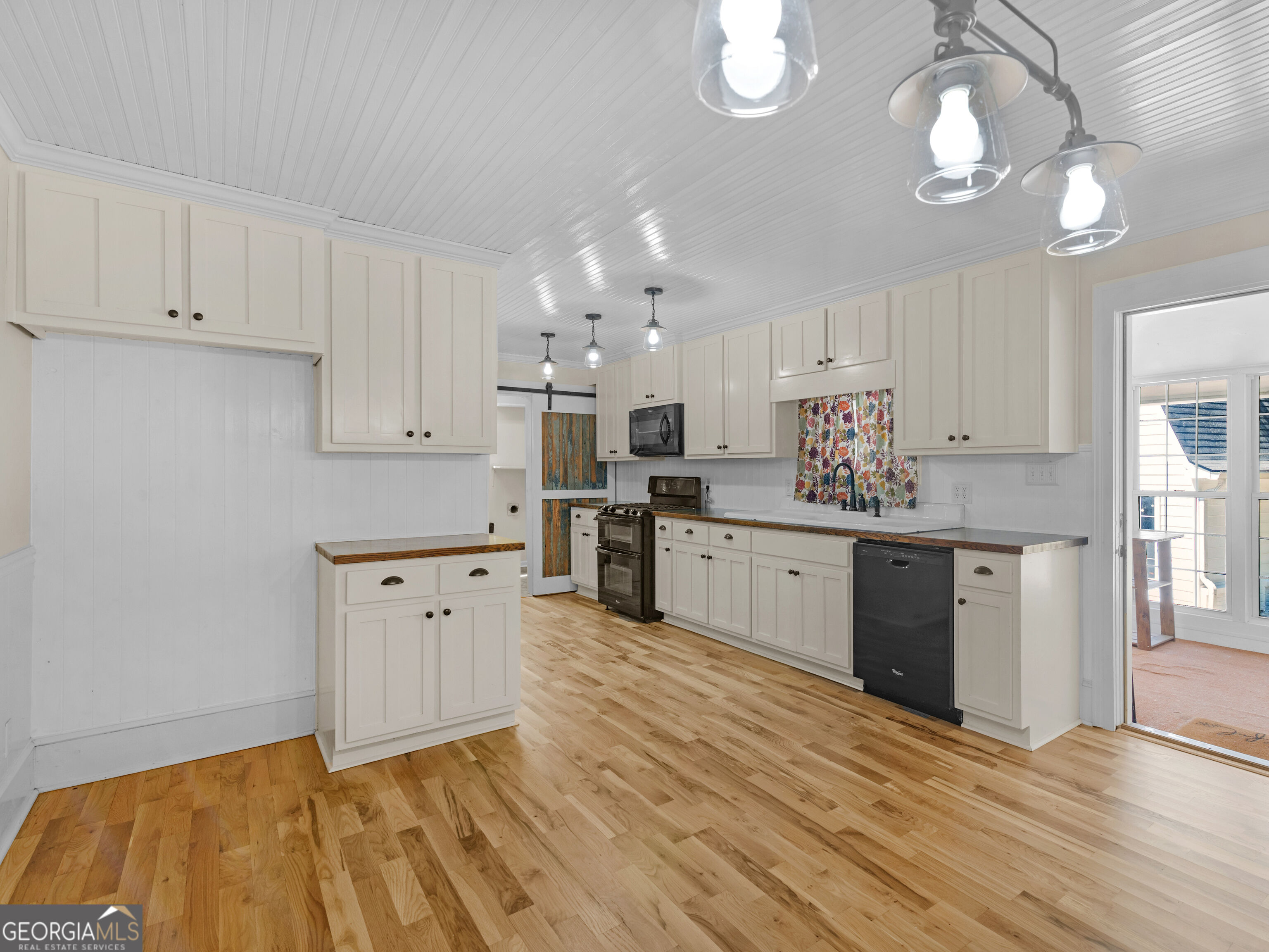 380 Forest Hill Road Property Photo 15