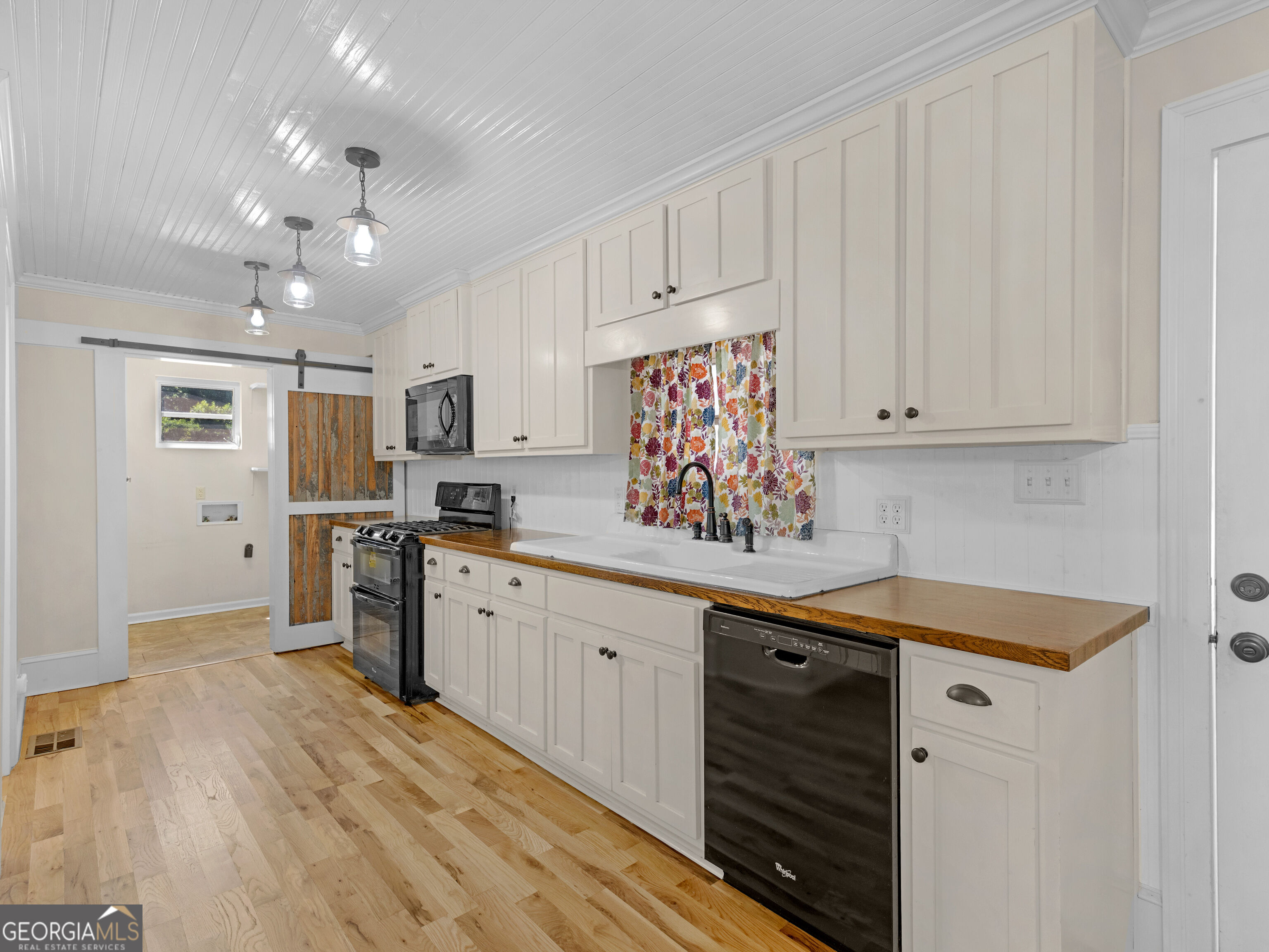 380 Forest Hill Road Property Photo 16