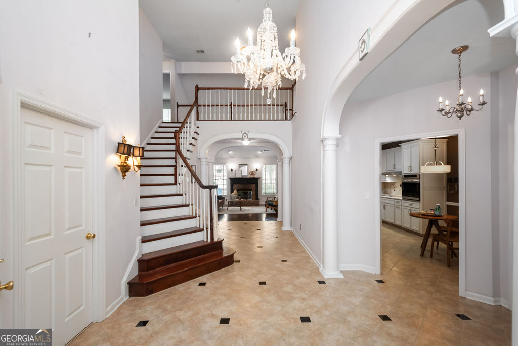 117 Masters Drive N Property Photo 1
