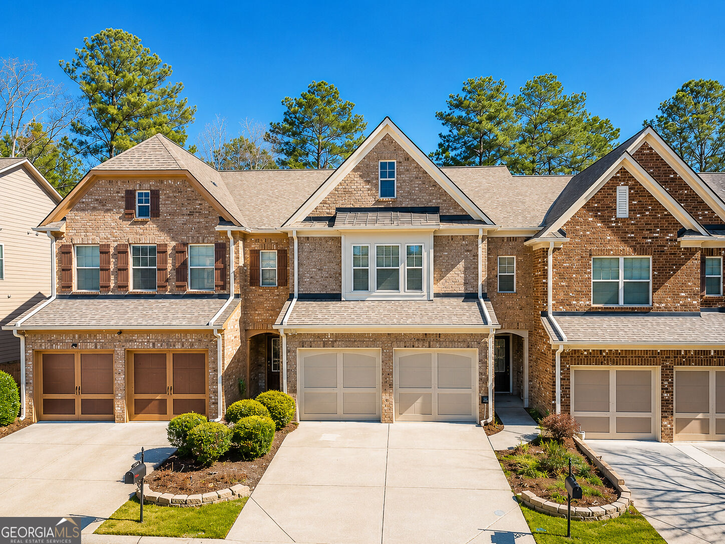 1615 Faircrest Lane Property Photo 1