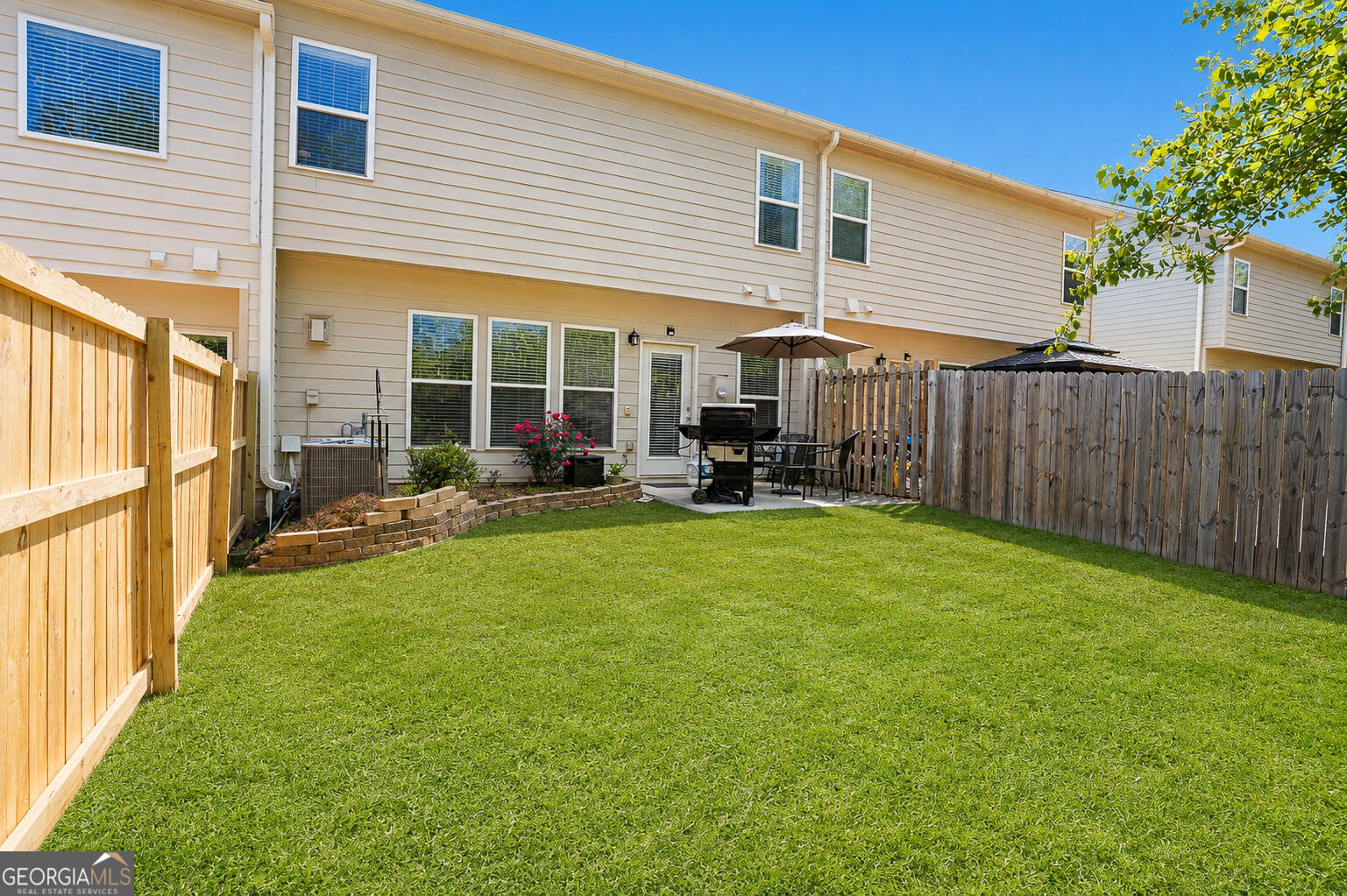 1615 Faircrest Lane Property Photo 33