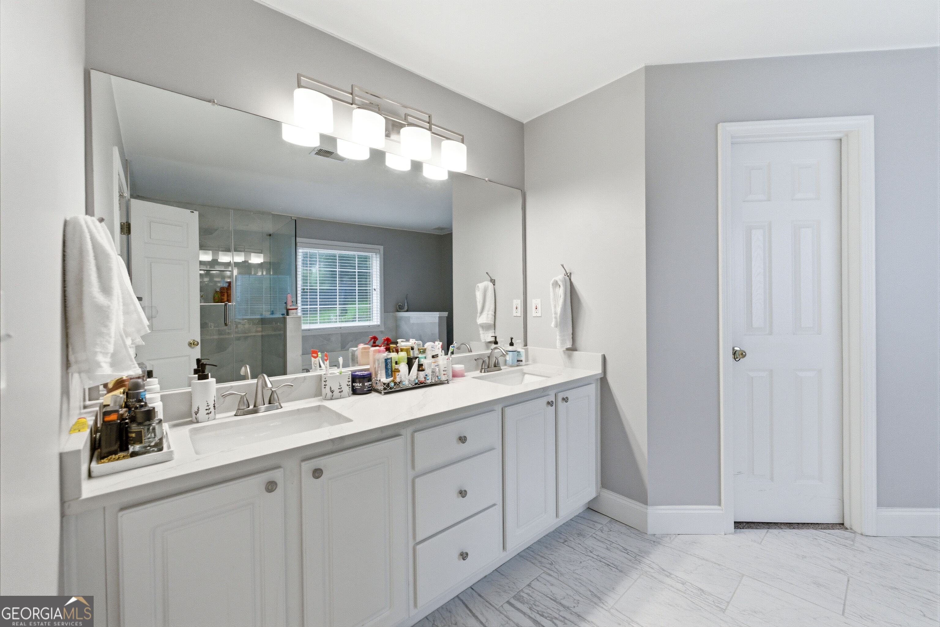 1041 Soaring Drive Property Photo 15