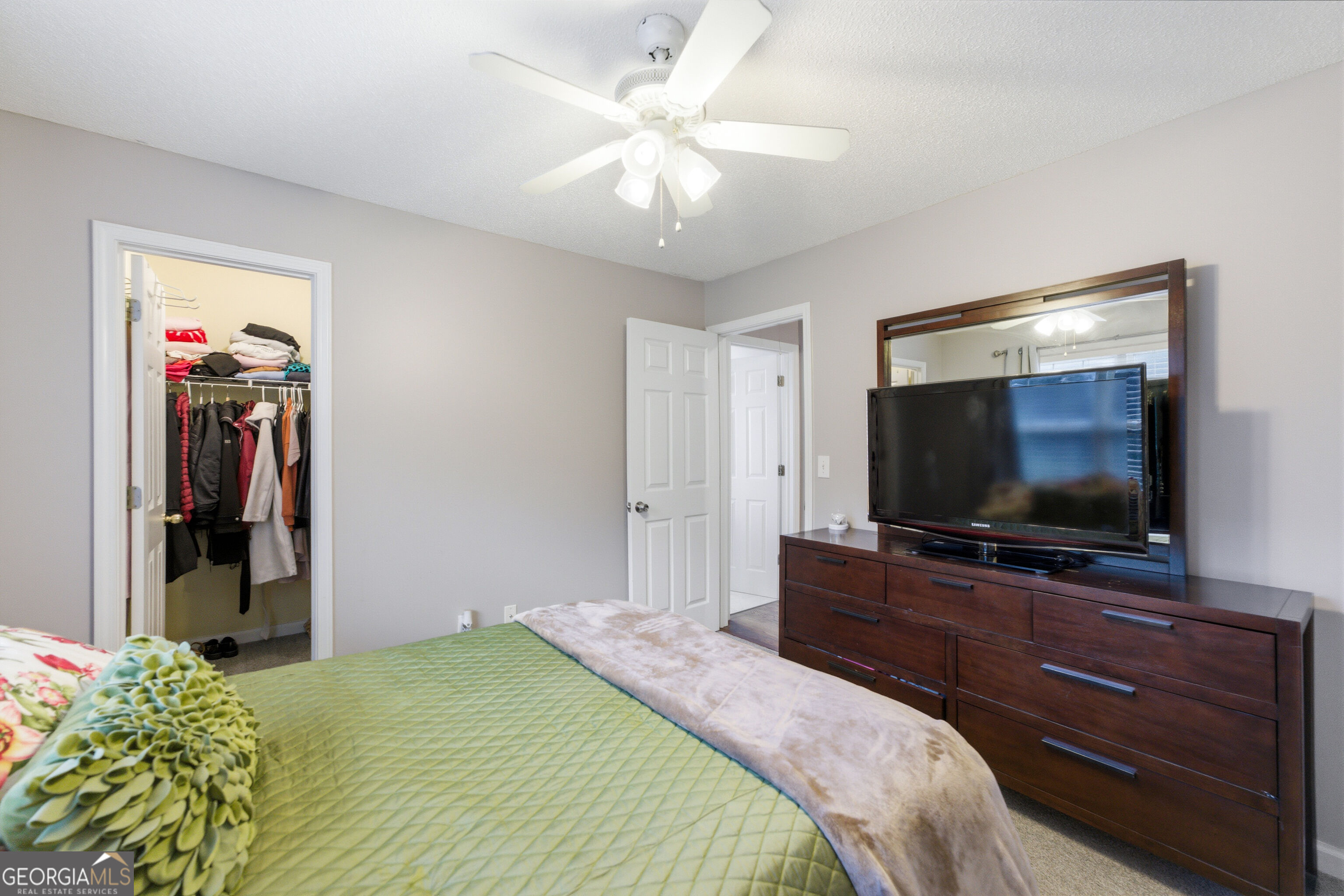 1041 Soaring Drive Property Photo 19