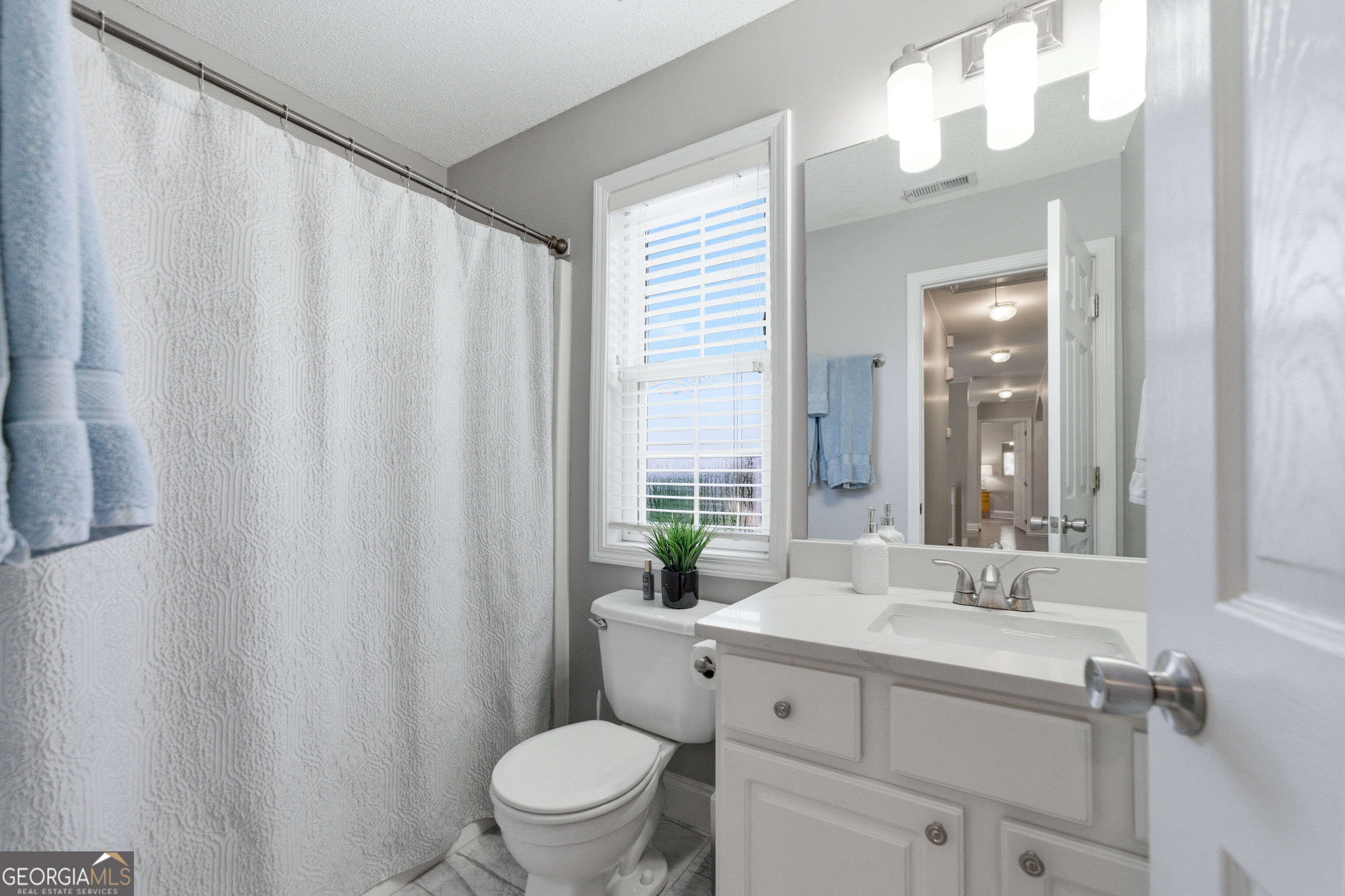 1041 Soaring Drive Property Photo 21