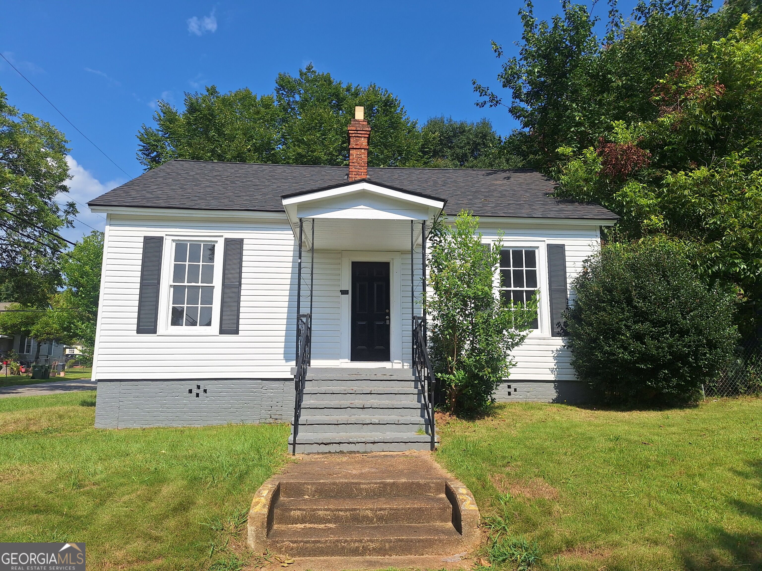 212 S 5th Avenue Property Photo 2