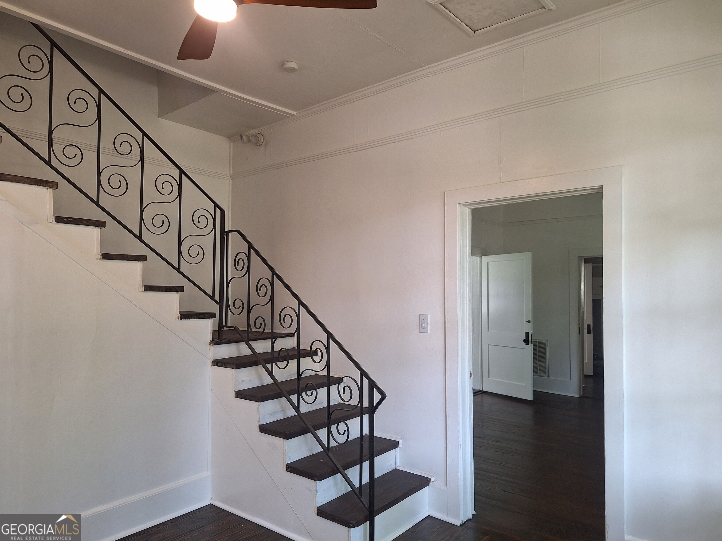 212 S 5th Avenue Property Photo 4