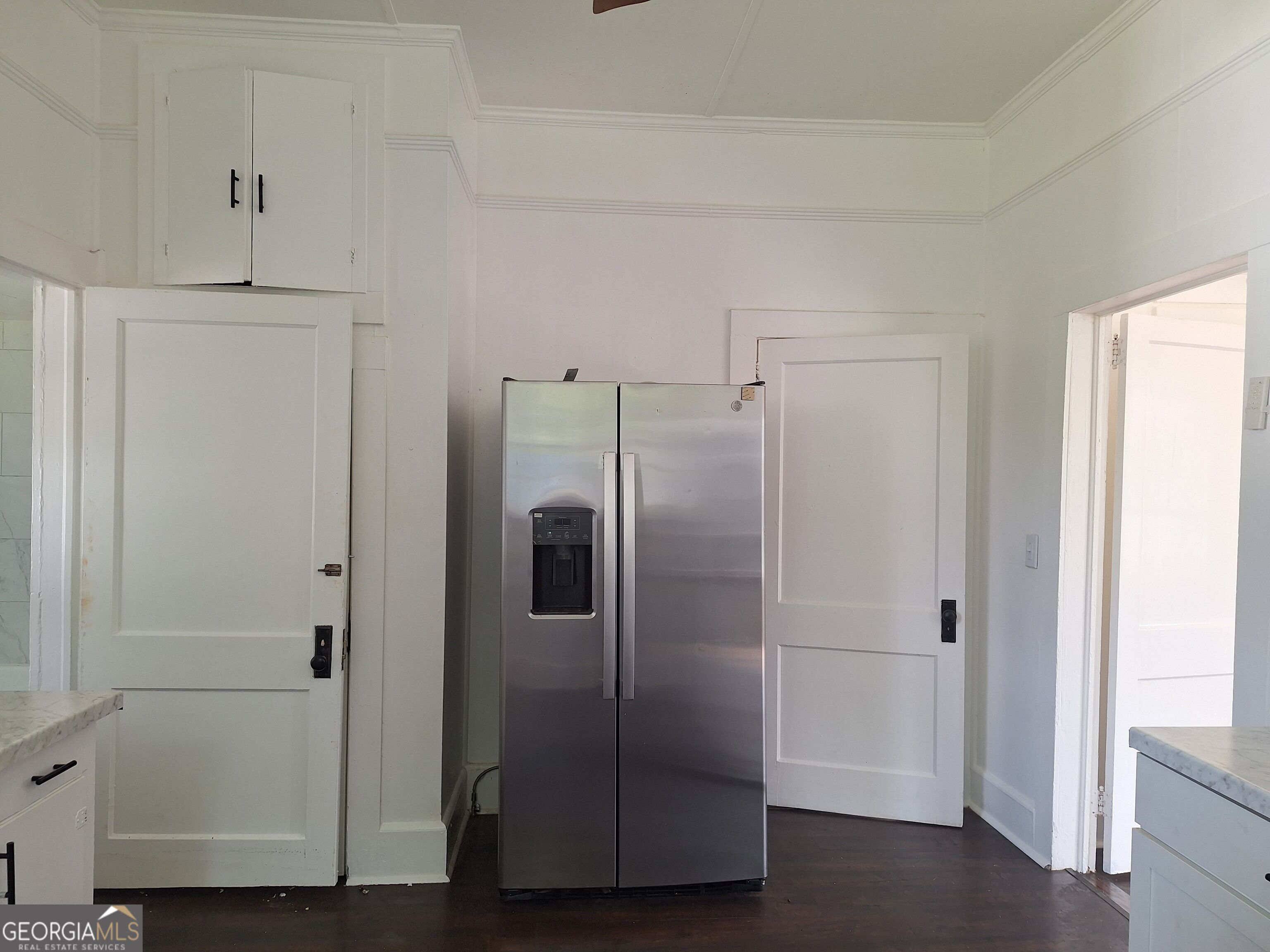 212 S 5th Avenue Property Photo 10