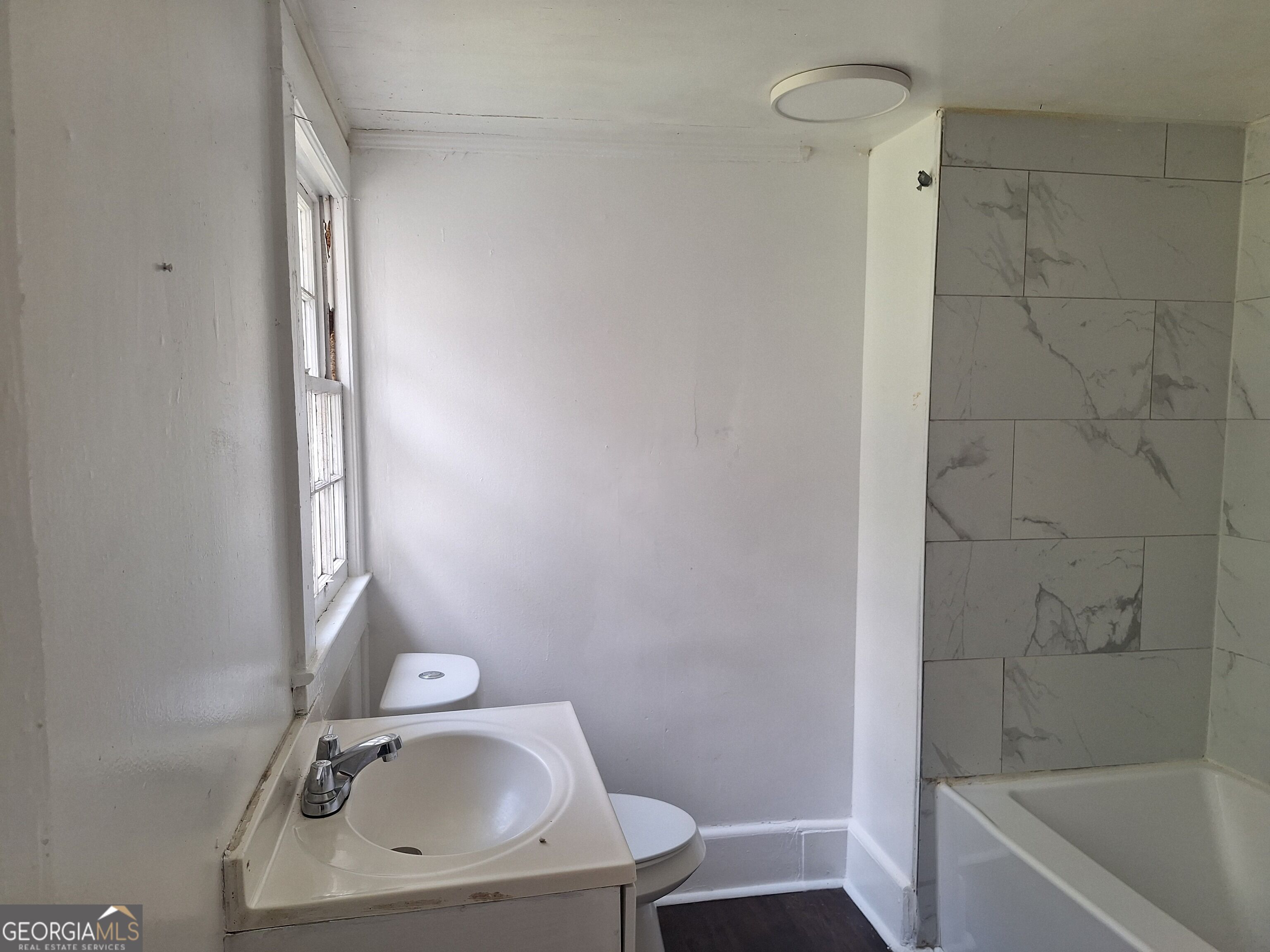 212 S 5th Avenue Property Photo 13