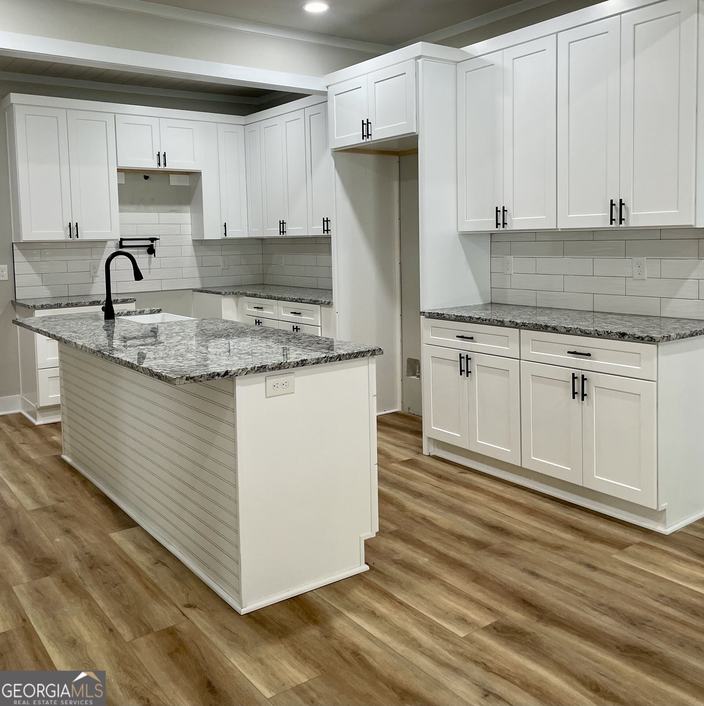 148 Holmes Street Property Photo 4