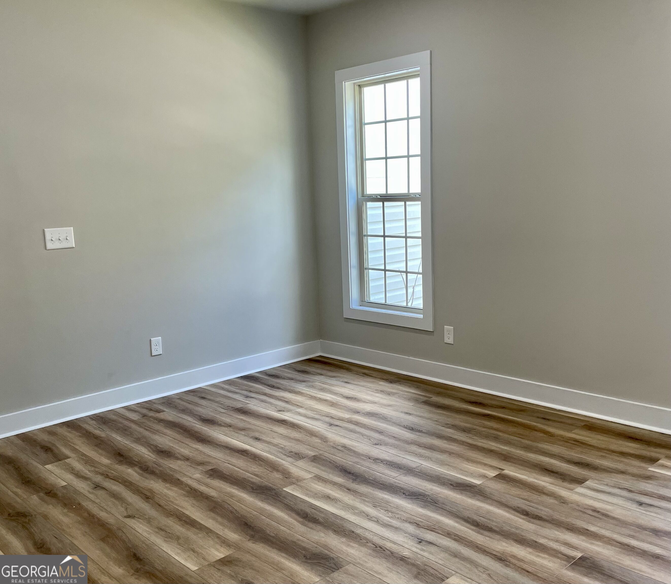 148 Holmes Street Property Photo 21