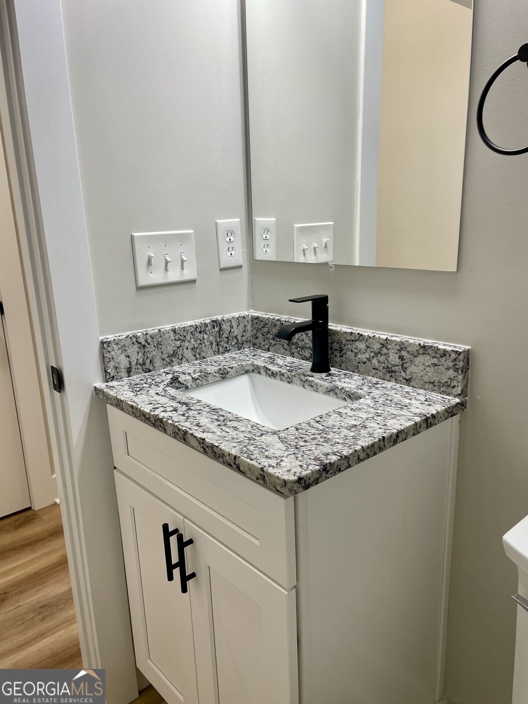 148 Holmes Street Property Photo 26