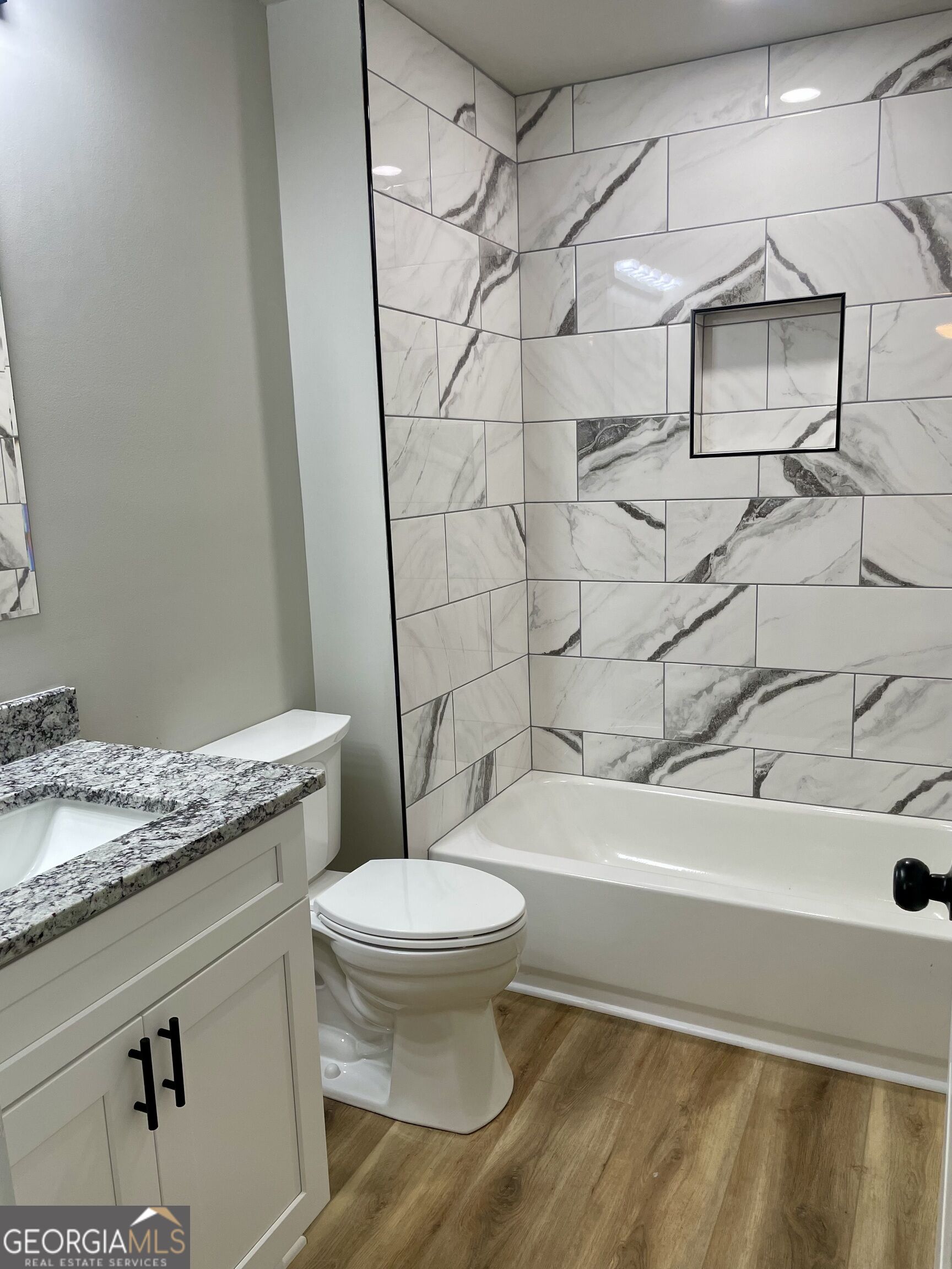 148 Holmes Street Property Photo 30