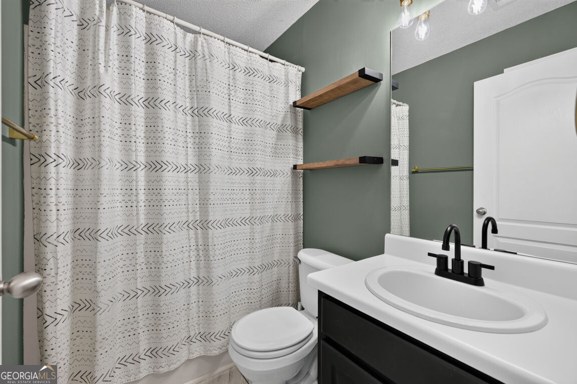 800 Custom Lane Property Photo 35