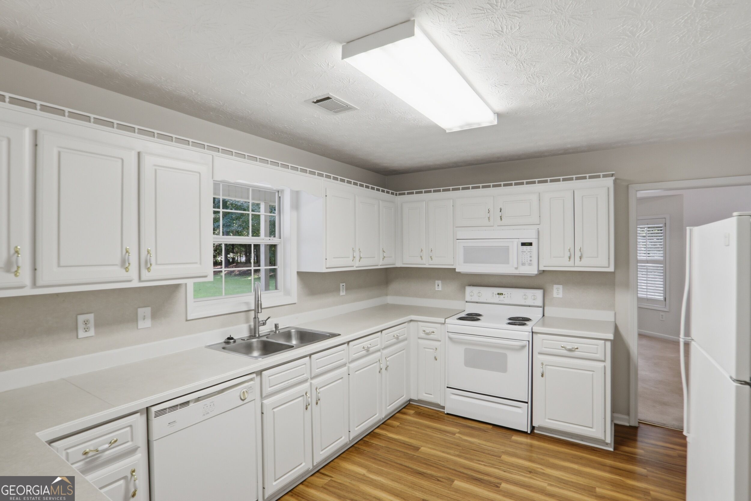 215 Eastwood Forest Property Photo 23