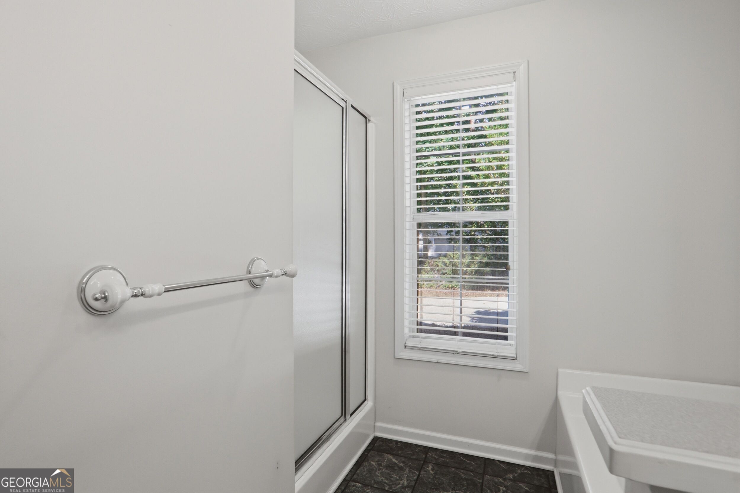 215 Eastwood Forest Property Photo 29