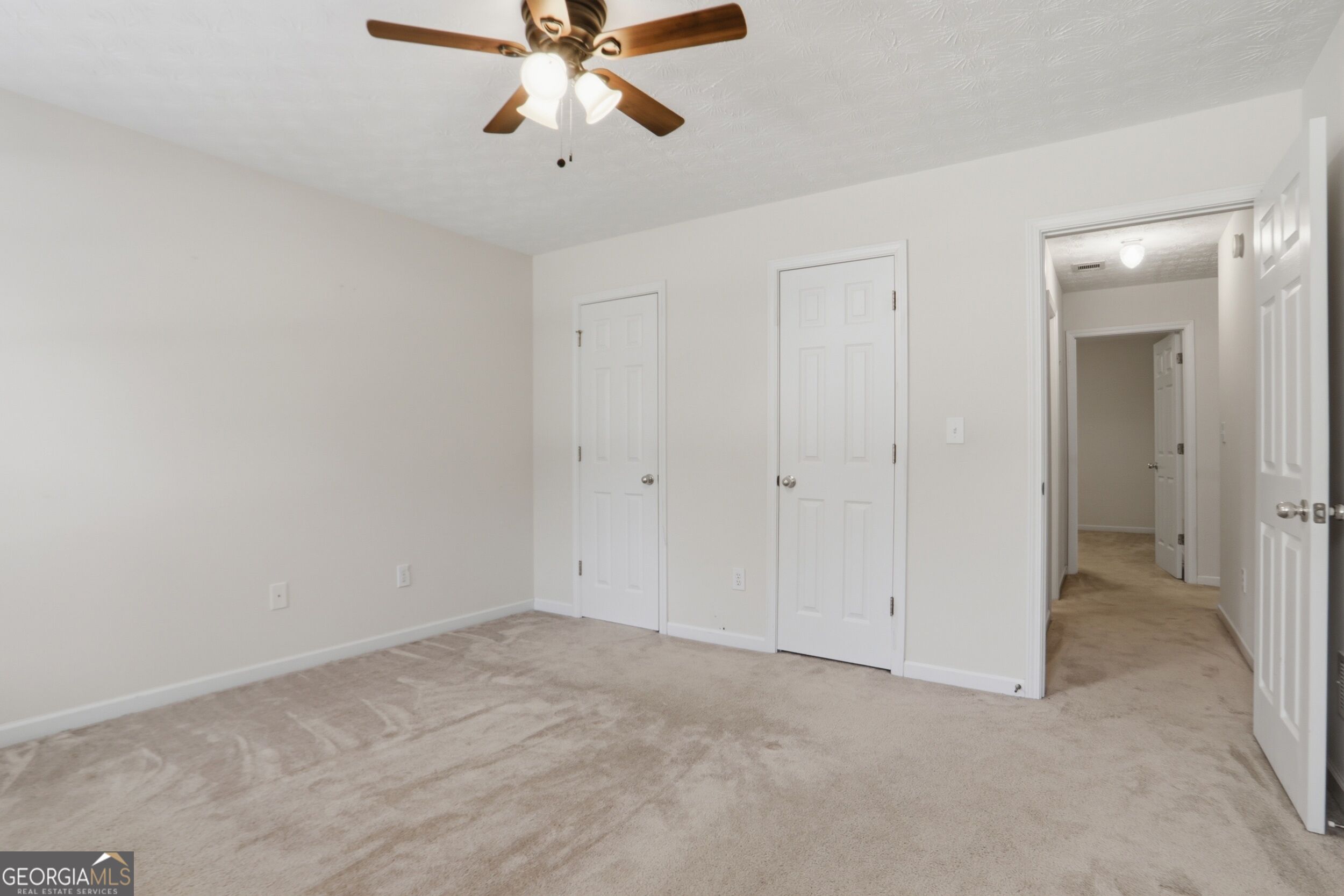 215 Eastwood Forest Property Photo 33