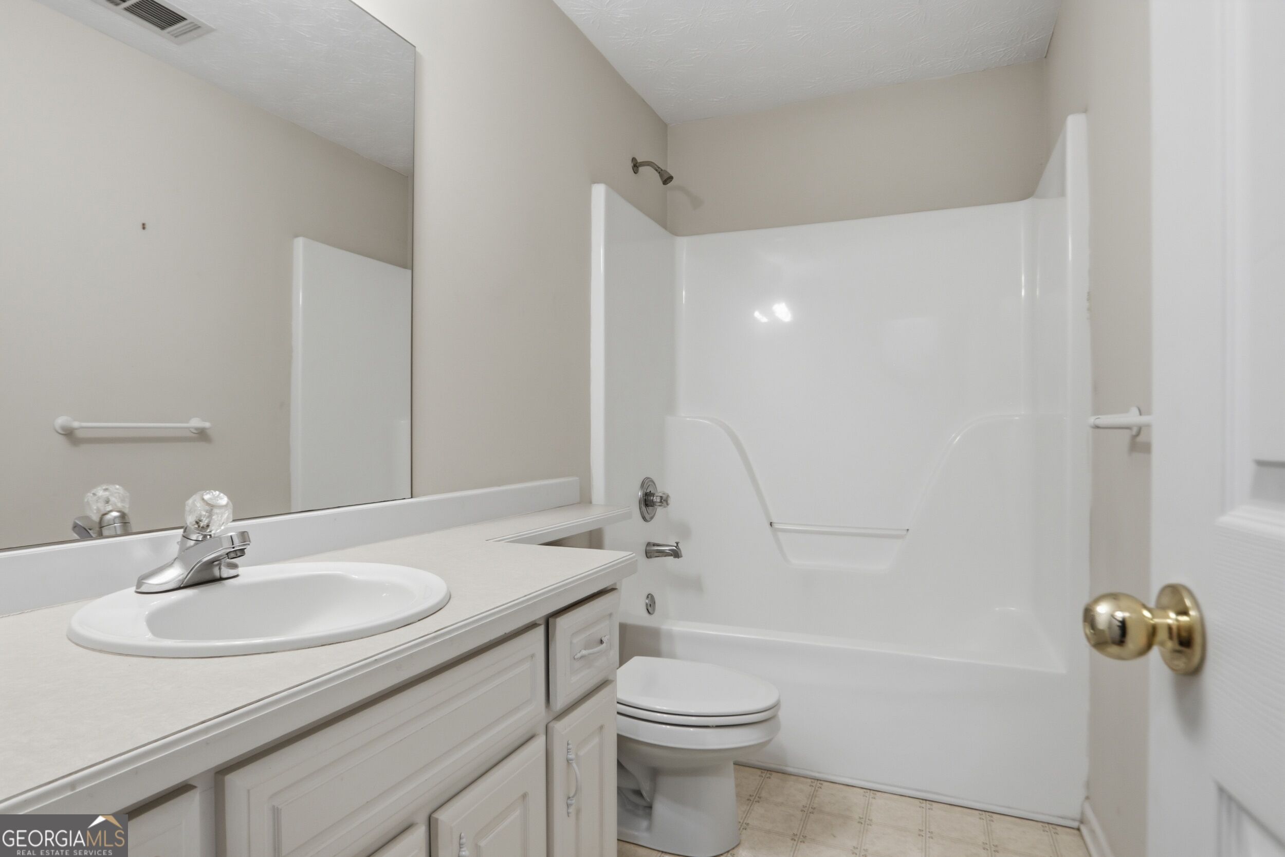 215 Eastwood Forest Property Photo 37