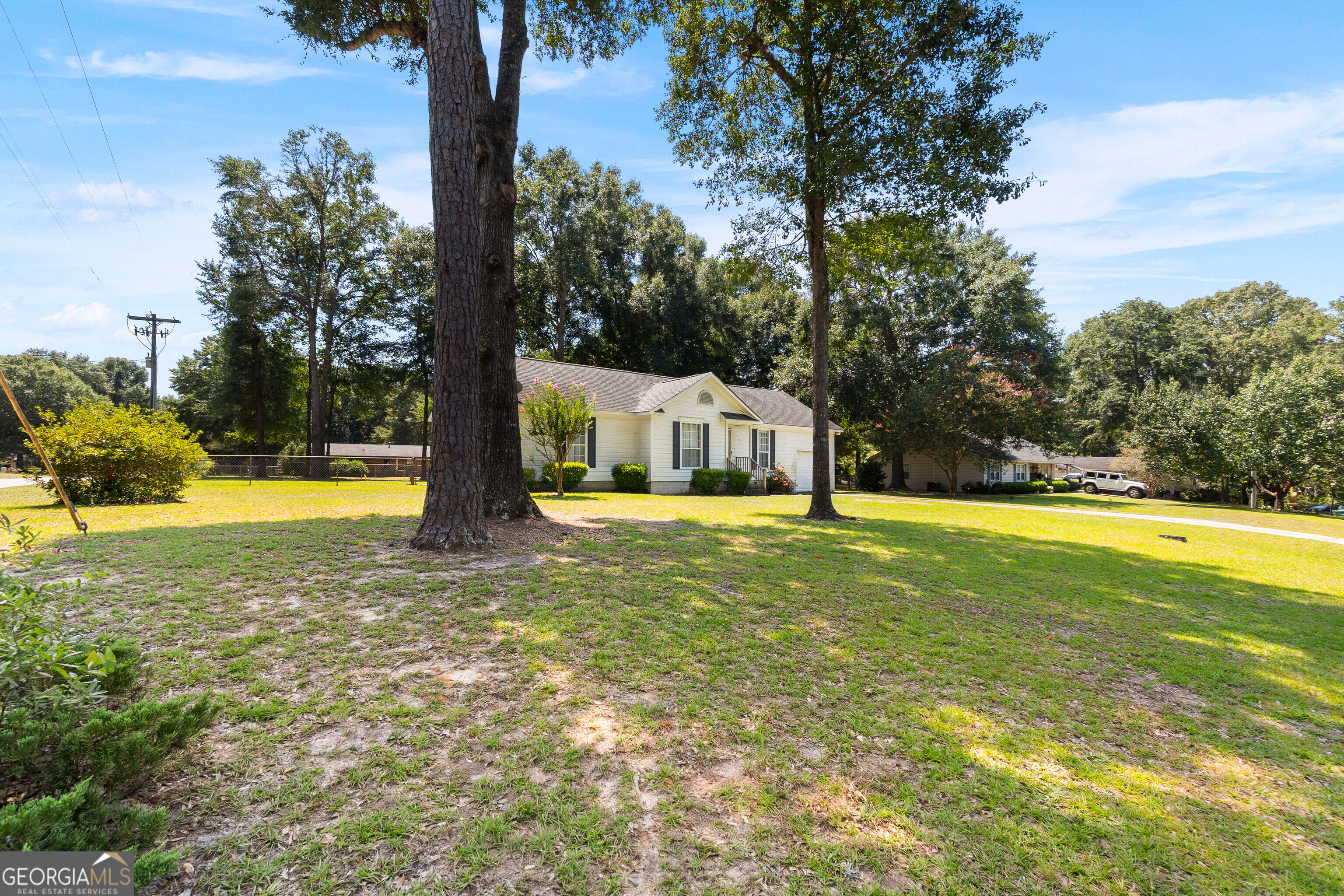101 Addison Lane Property Photo 4