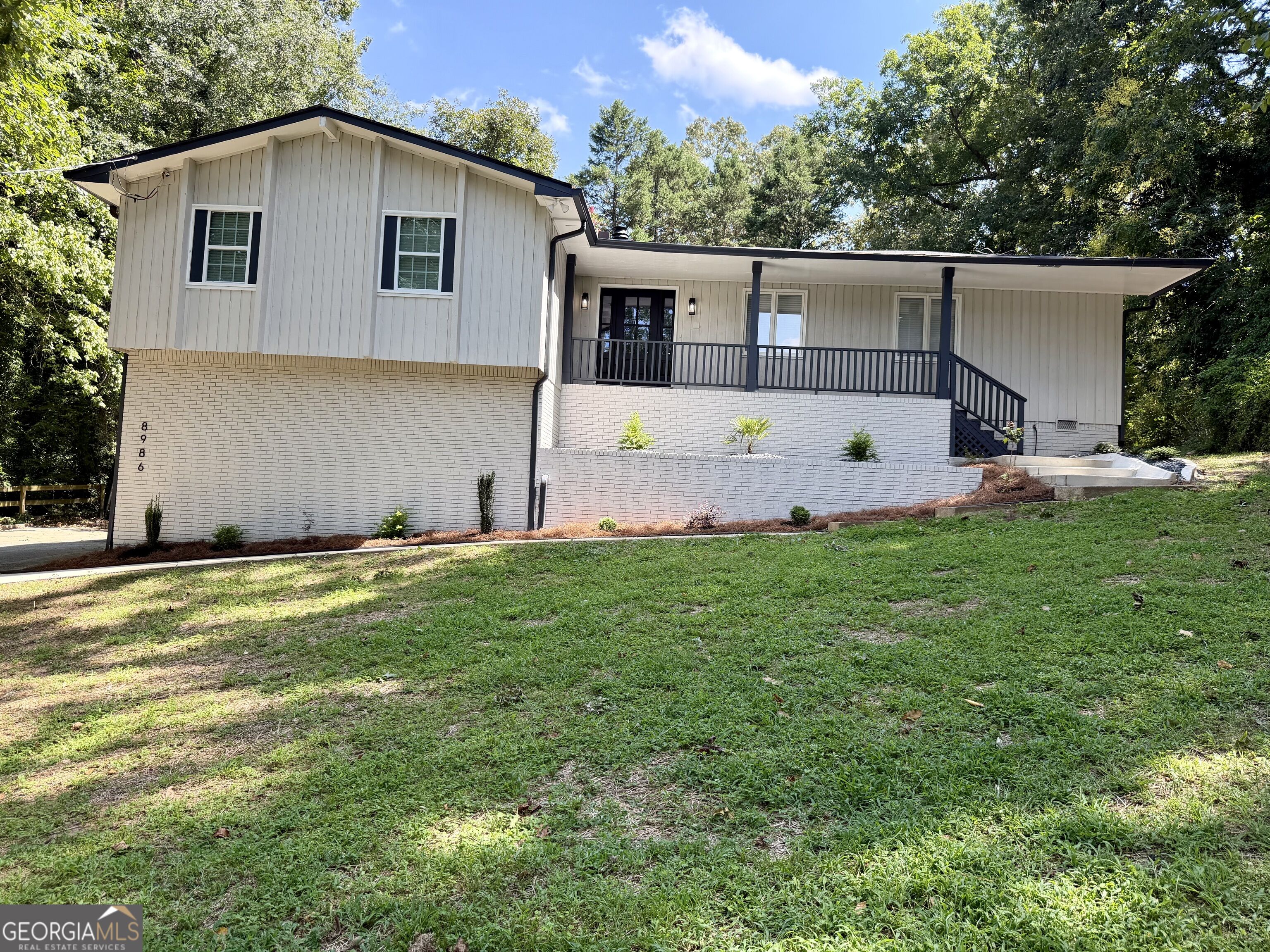 8986 Mandarin Drive Property Photo 1