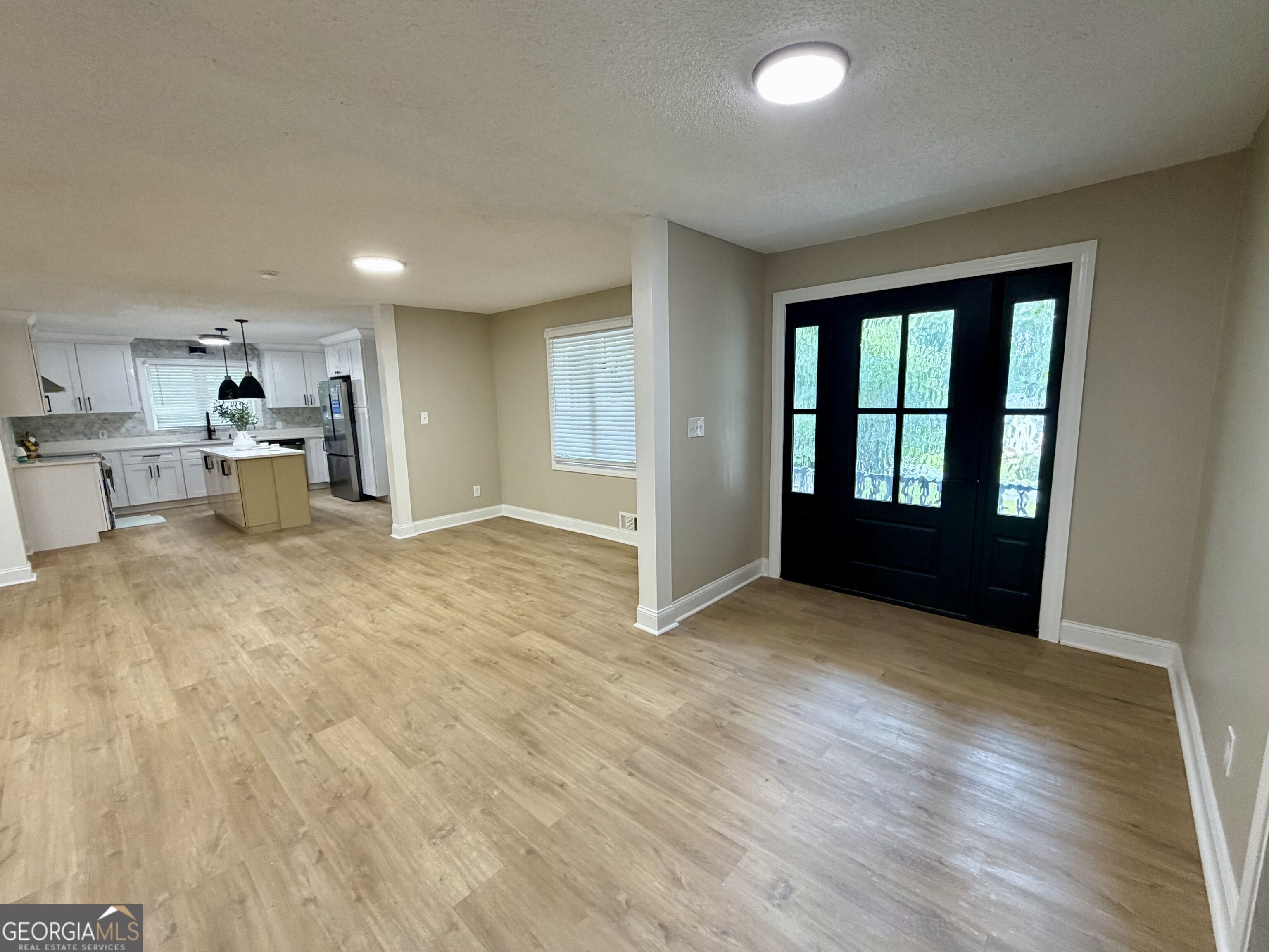 8986 Mandarin Drive Property Photo 7