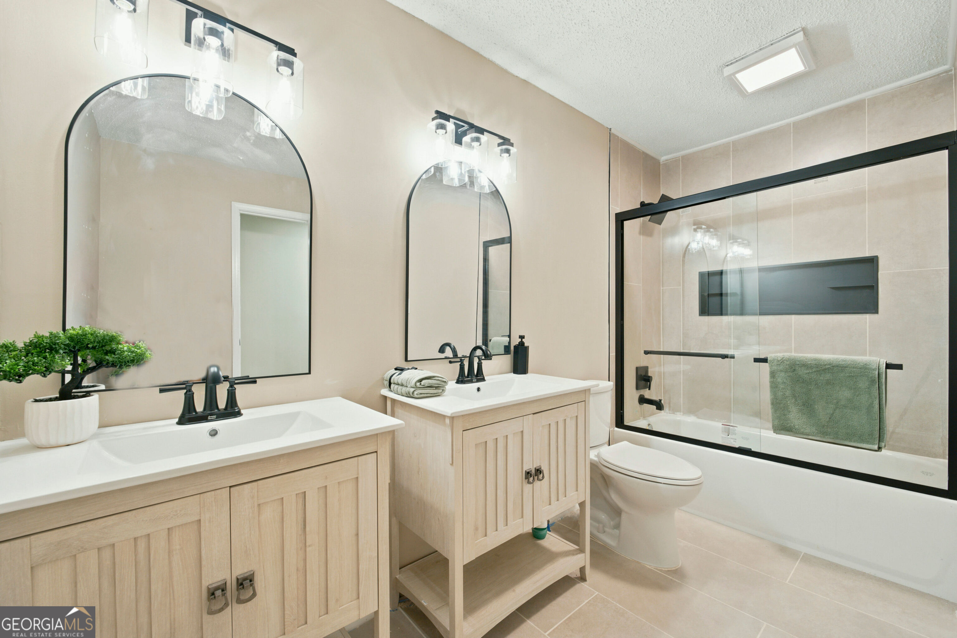 8986 Mandarin Drive Property Photo 14