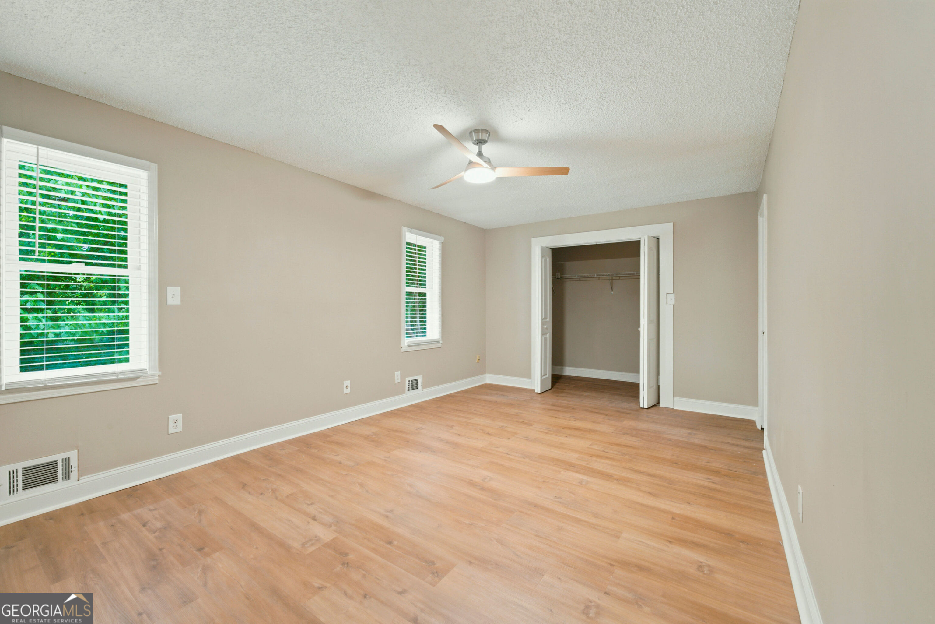 8986 Mandarin Drive Property Photo 16